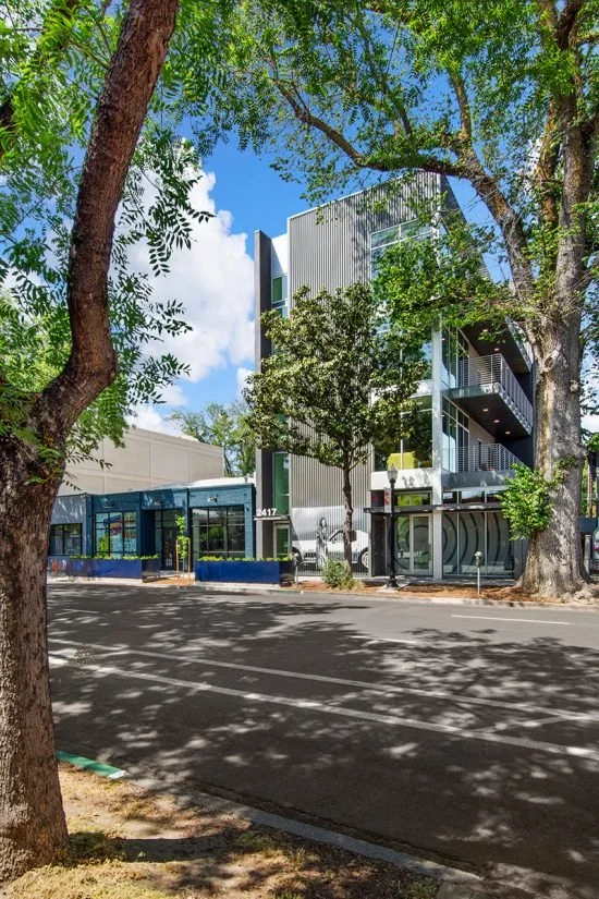 2417JStreet-1-550x825 - didion.jpg