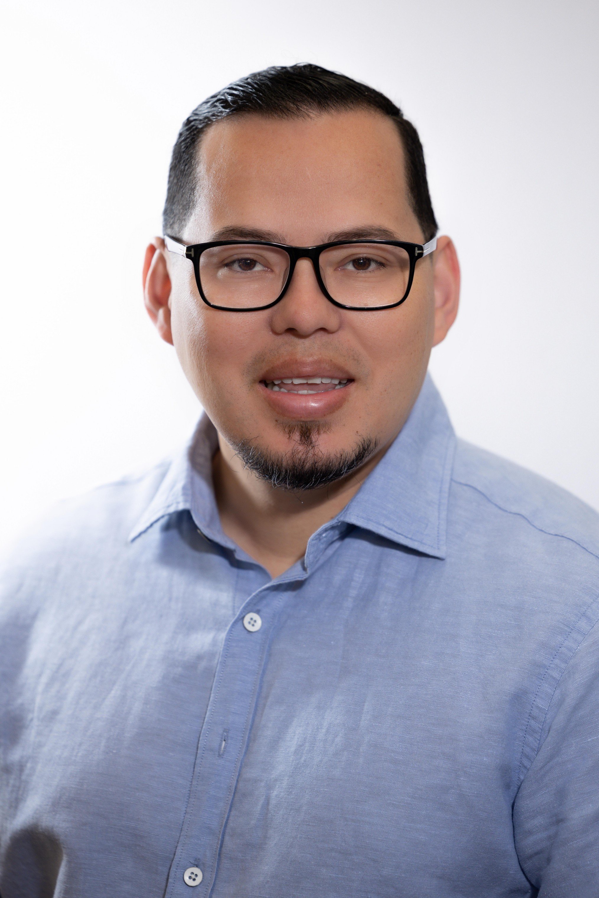 Headshot image of Gustavo Landa, PE