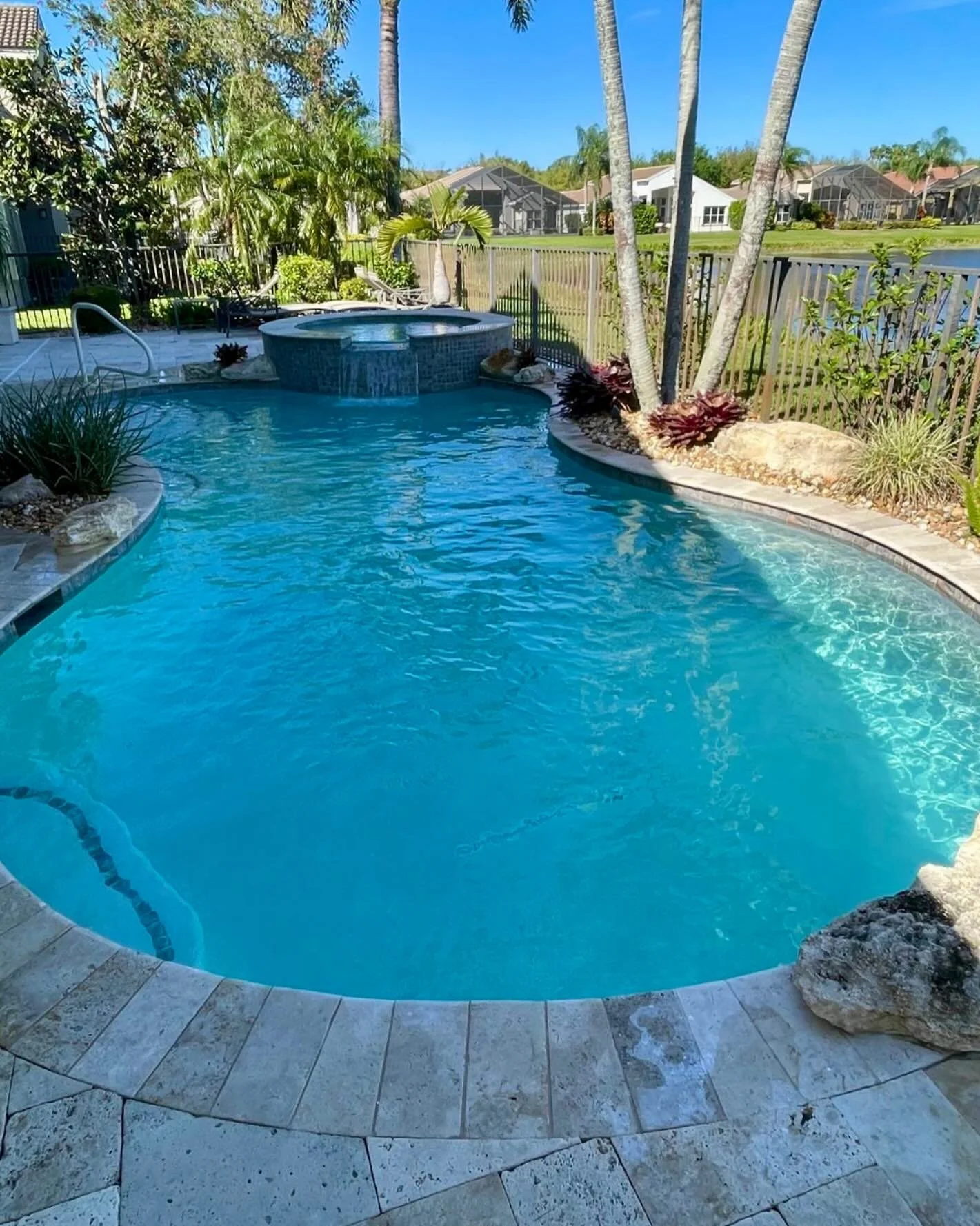 Spring is upon us and we&rsquo;re welcoming pool season back in full swing ☀️🌴 
.
.
.
#BetterCallSalPools #PoolRenovation #SouthFloridaPools #PoolDesign #pooltile