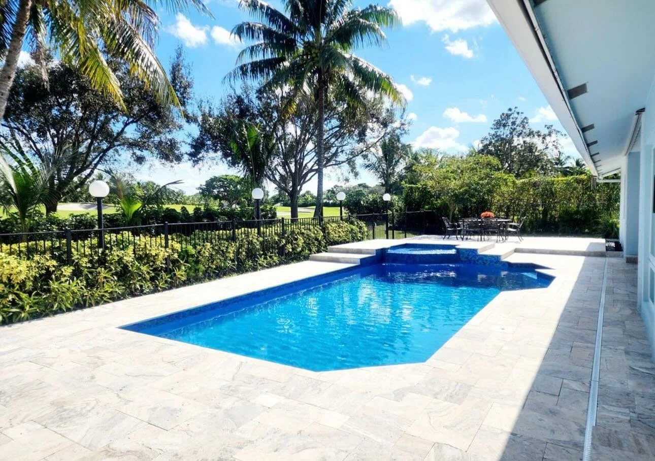 How wintering in📍South Florida looks like! 
&bull;
&bull;
&bull;
#BetterCallSalPools #SouthFloridaPools #PoolRenovation #PoolTile #DiamondBrite