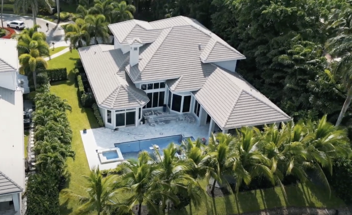 Homeowner's Guide: Purchasing with a Pool