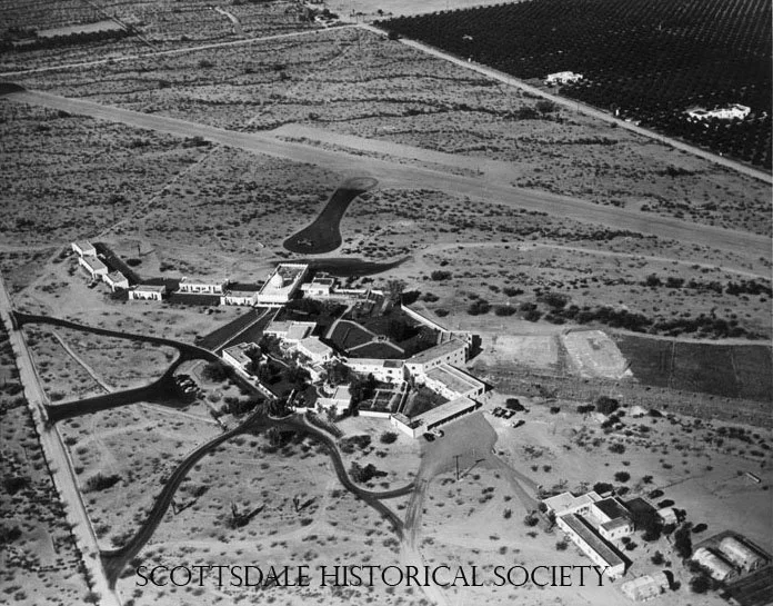 Originally the home of the Donald Kellogg family and designed/built by R.T. "Bob" Evans in the 1920s, the Casa Blanca Inn was used by the Warner Borg company in the late 1940s as a corporate retreat, complete with its own landing strip. It became the