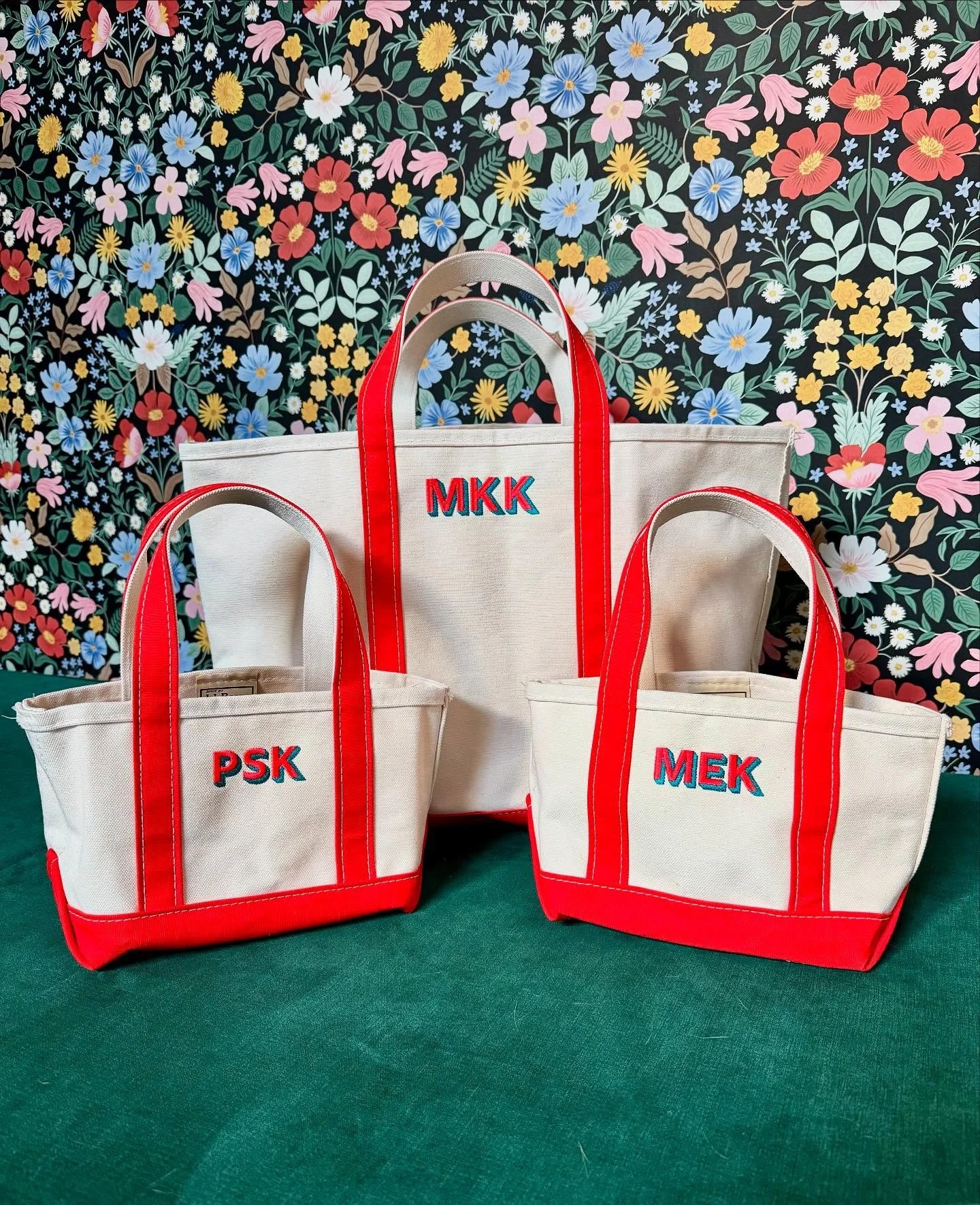 Personalized boat totes for the cutest fam ⚓️