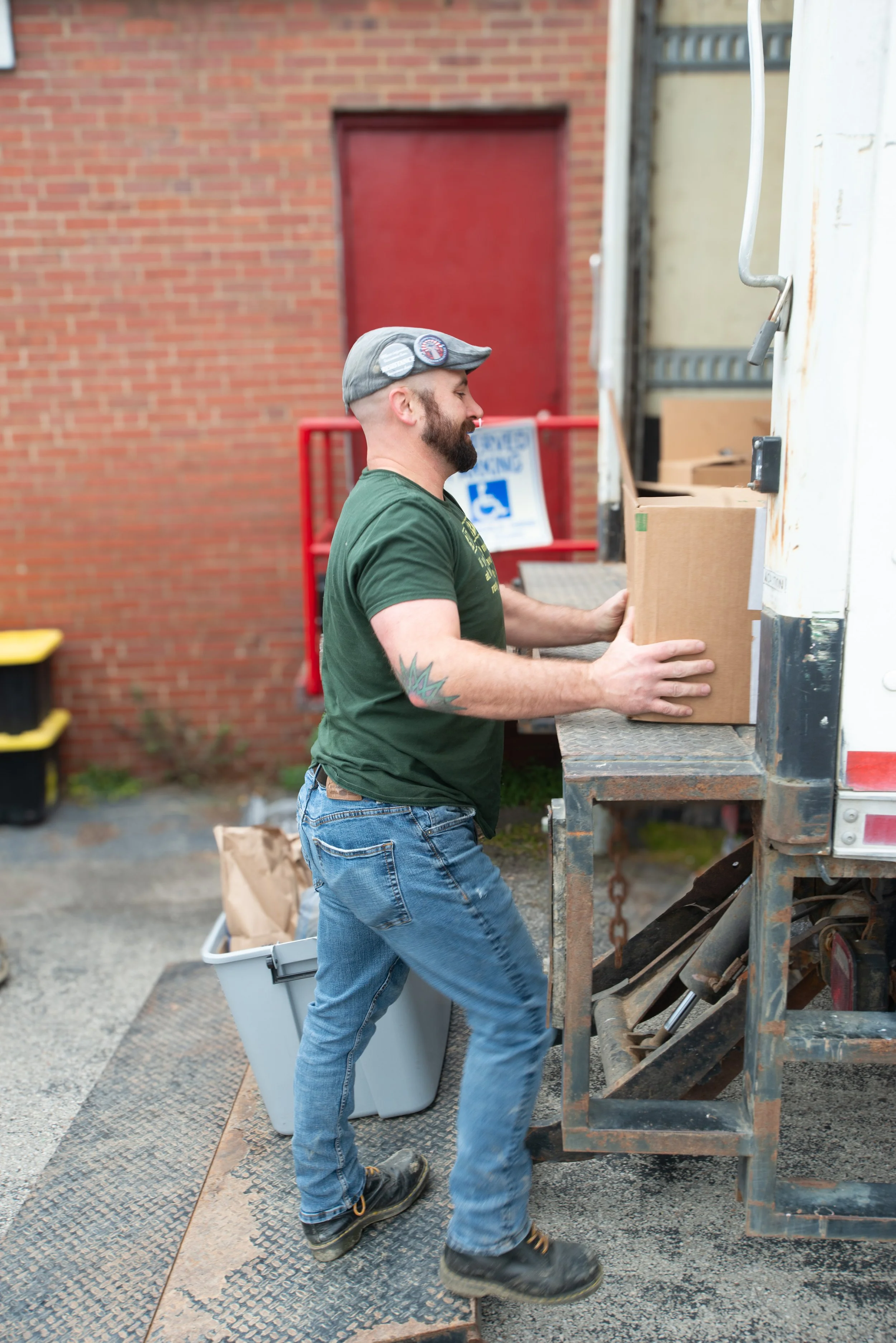 20251115_MVFF_Art Auction & Craft Show-13.JPG