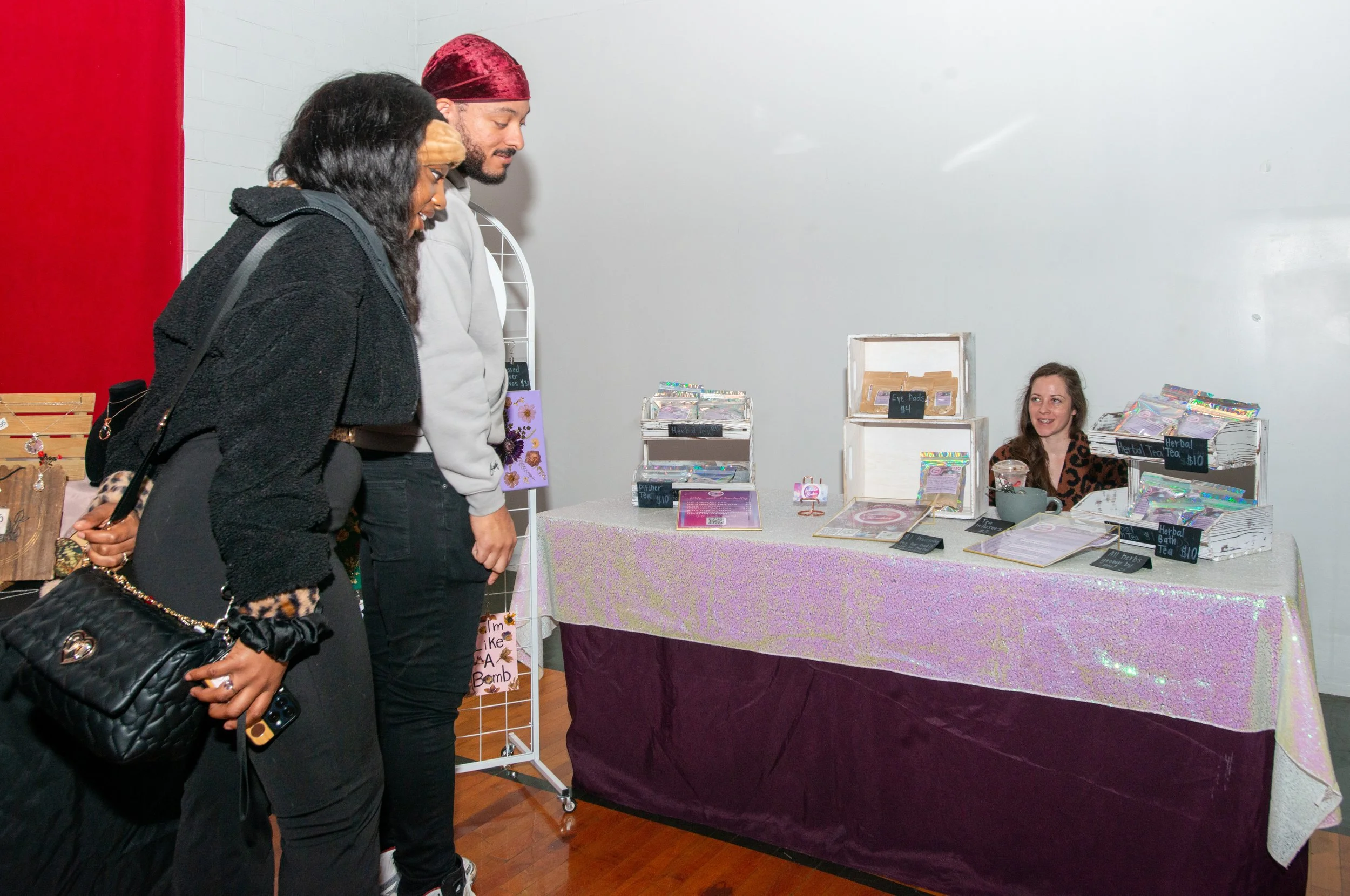 20251115_MVFF_Art Auction & Craft Show-19.JPG