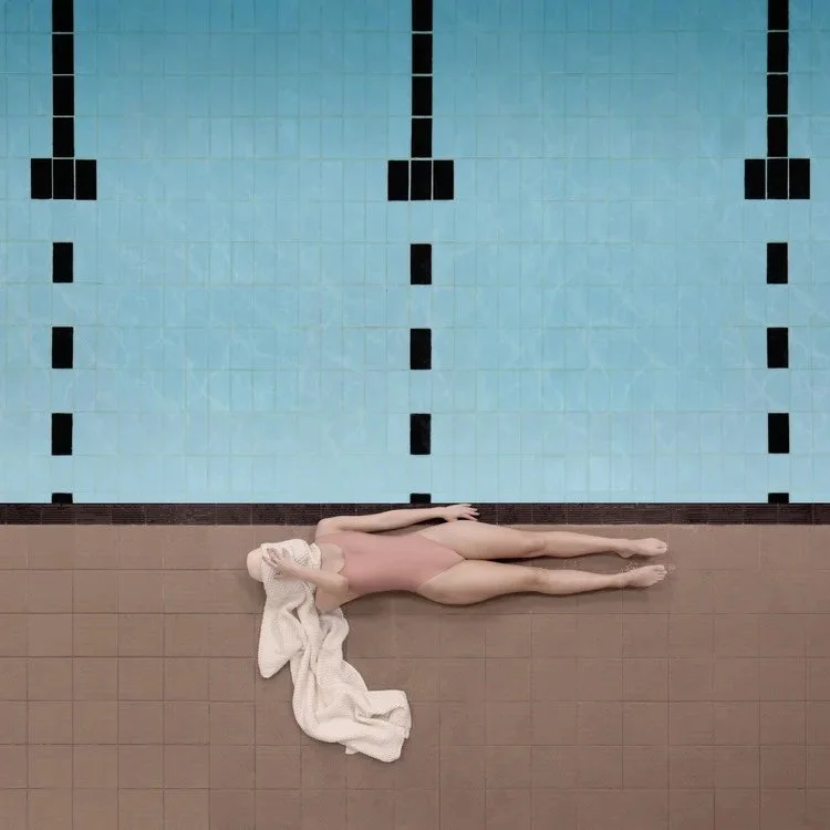 The Swimmer in Pink by Soo Burnell. | Soft pink tones meet crisp lines in this quietly striking composition, turning a simple moment into something unexpectedly elegant.

Select works by Soo Burnell available through 1905 Contemporary.

#sooburnell #