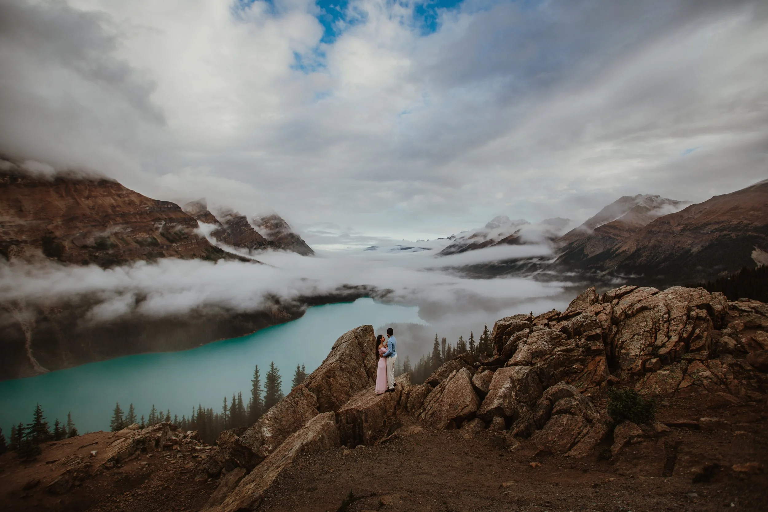 A Sunrise Proposal at Peyto Lake: A Sunrise Proposal Above the Rockies
