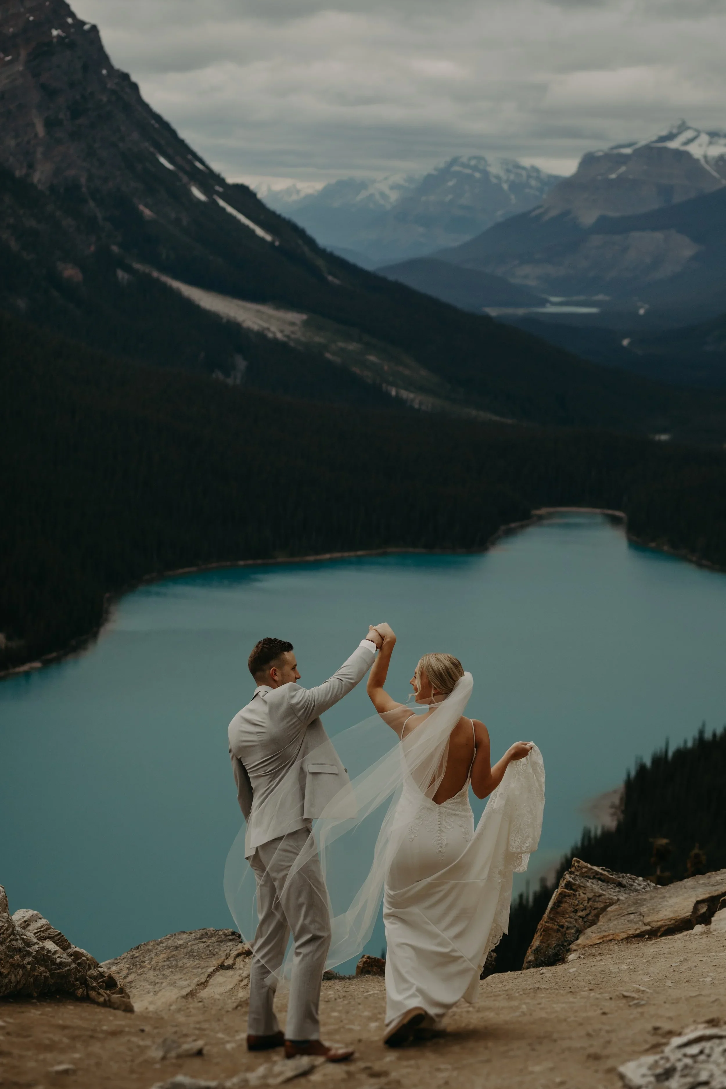 banff-wedding-photographer.webp