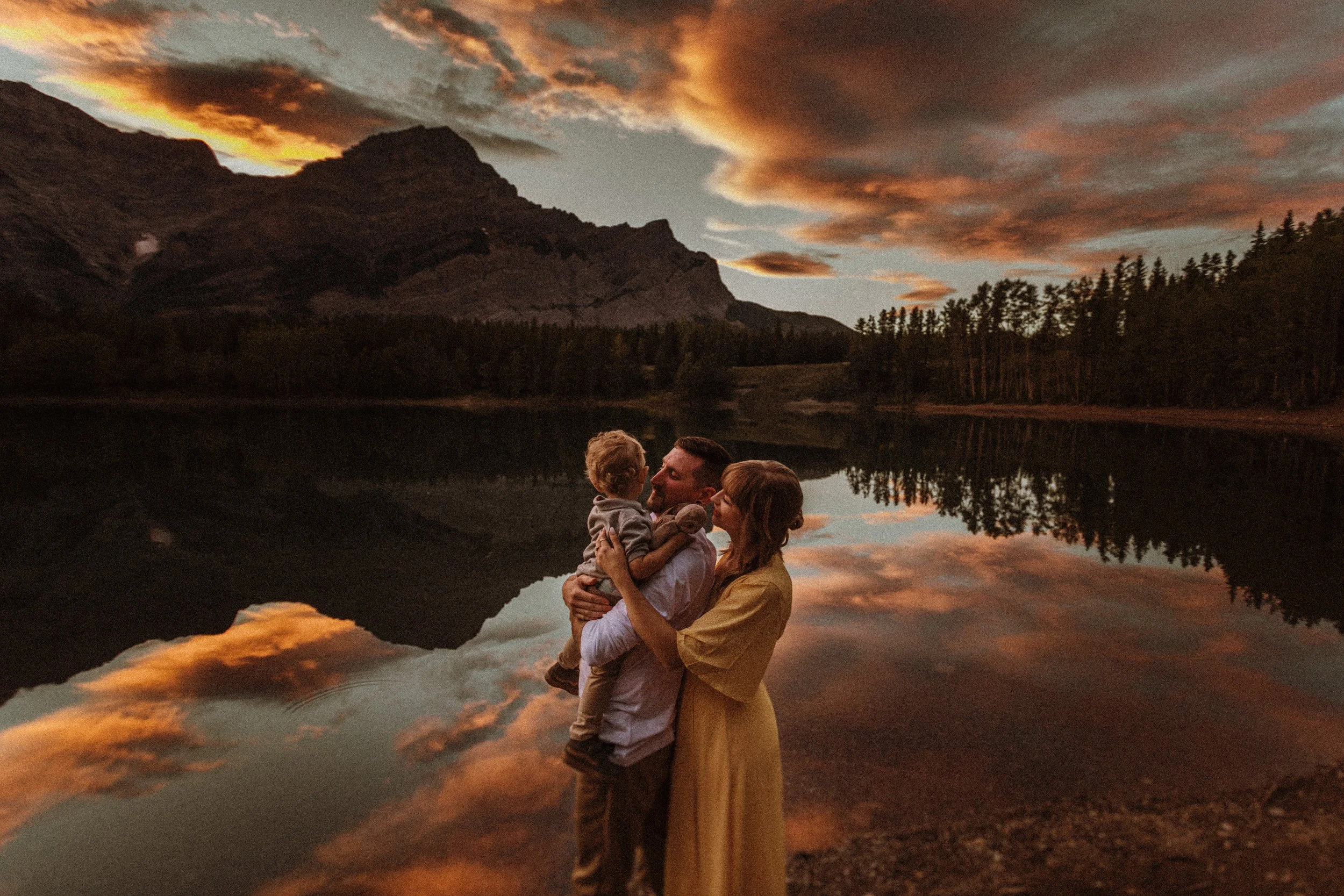 Fall Banff photo session outfit ideas