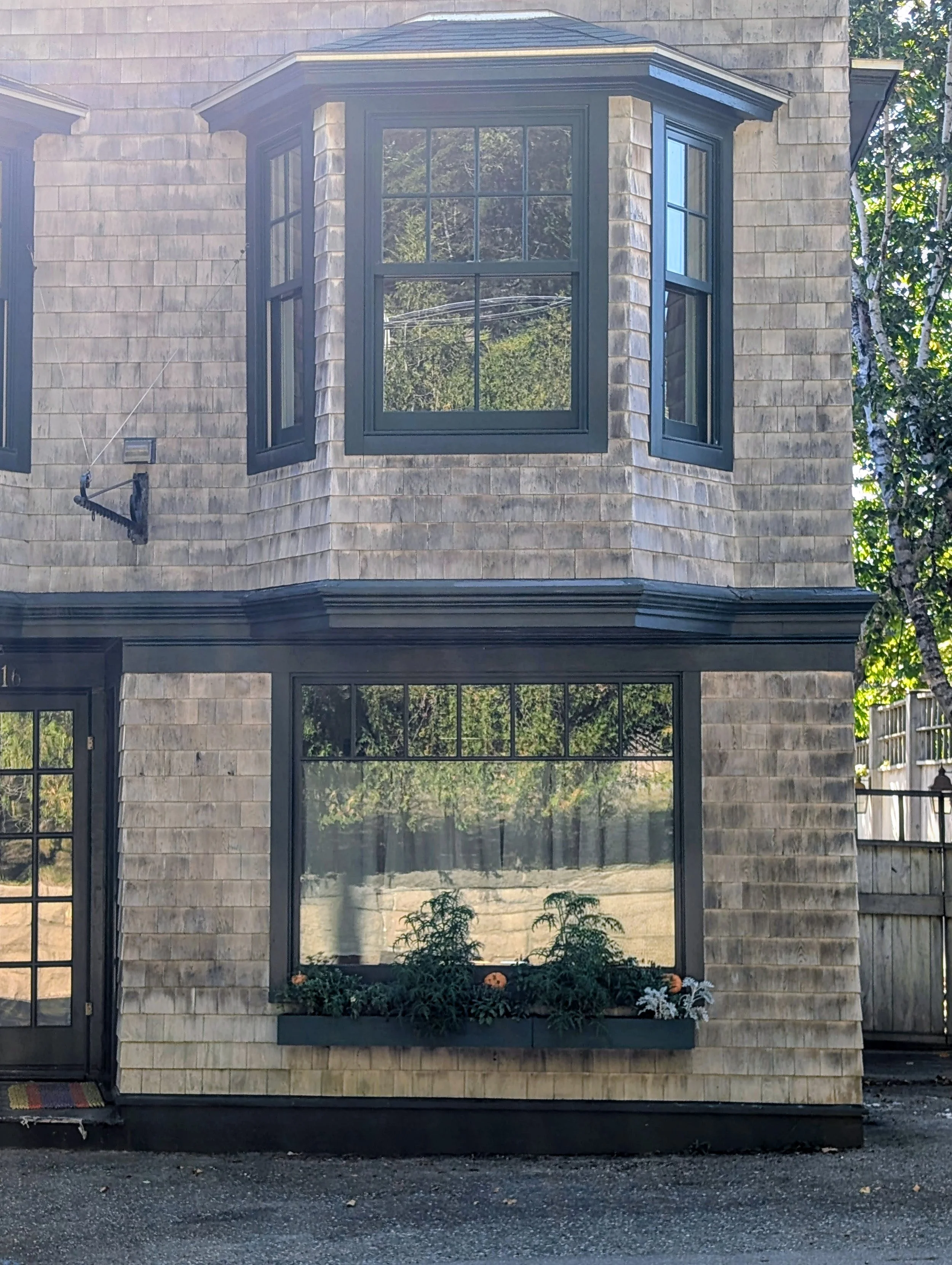 Office exterior photograph