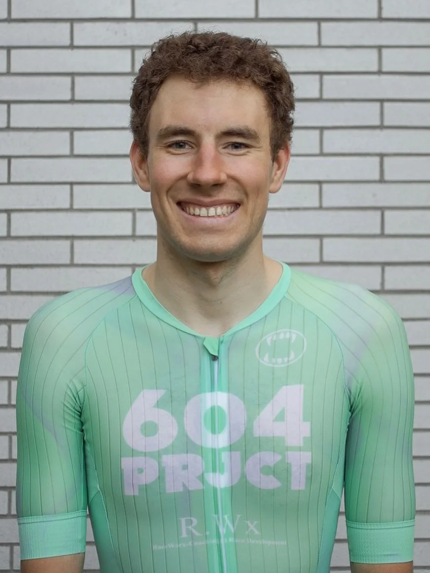Rider introduction: Joshua

Meet Joshua Kemper! After years of chasing gold with UBC Varsity Rowing, he made the natural transition from gliding across water at 5am to grinding up hills at whatever time he manages to clip in by. Standing tall enough 