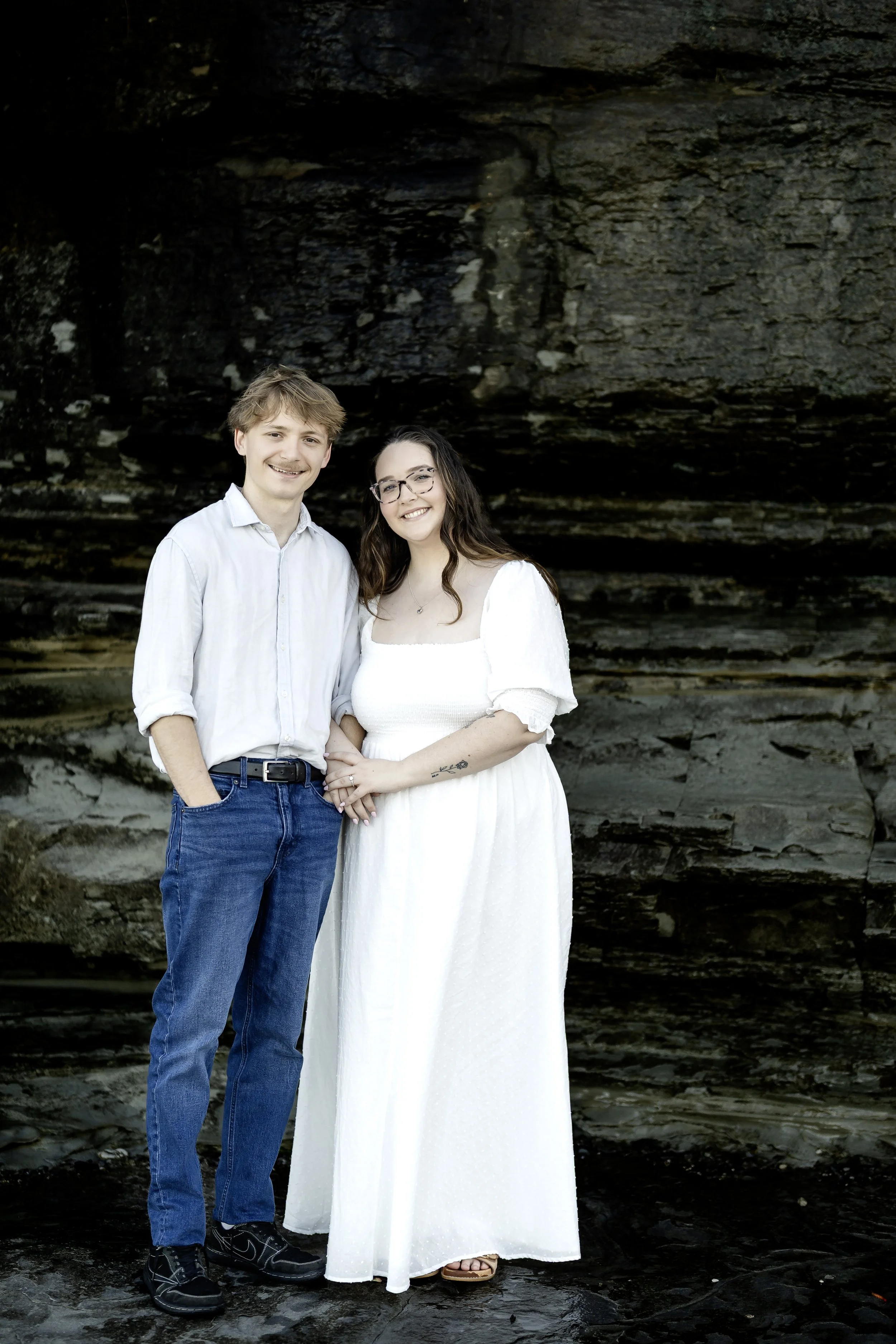 Amy and Ben Sneak Peak-6.jpg