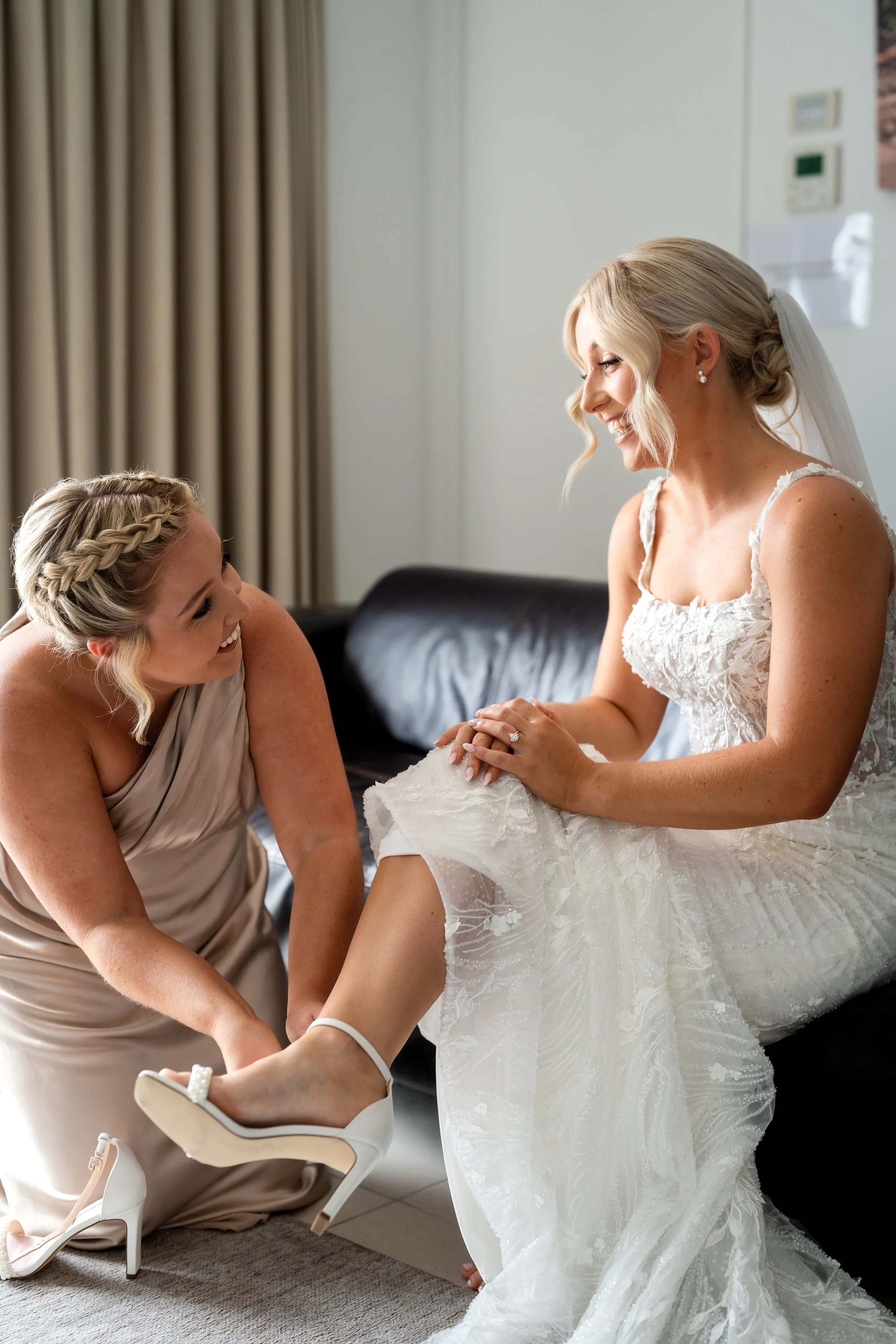 Alicia and Mitch Sneak Peak (5).jpg