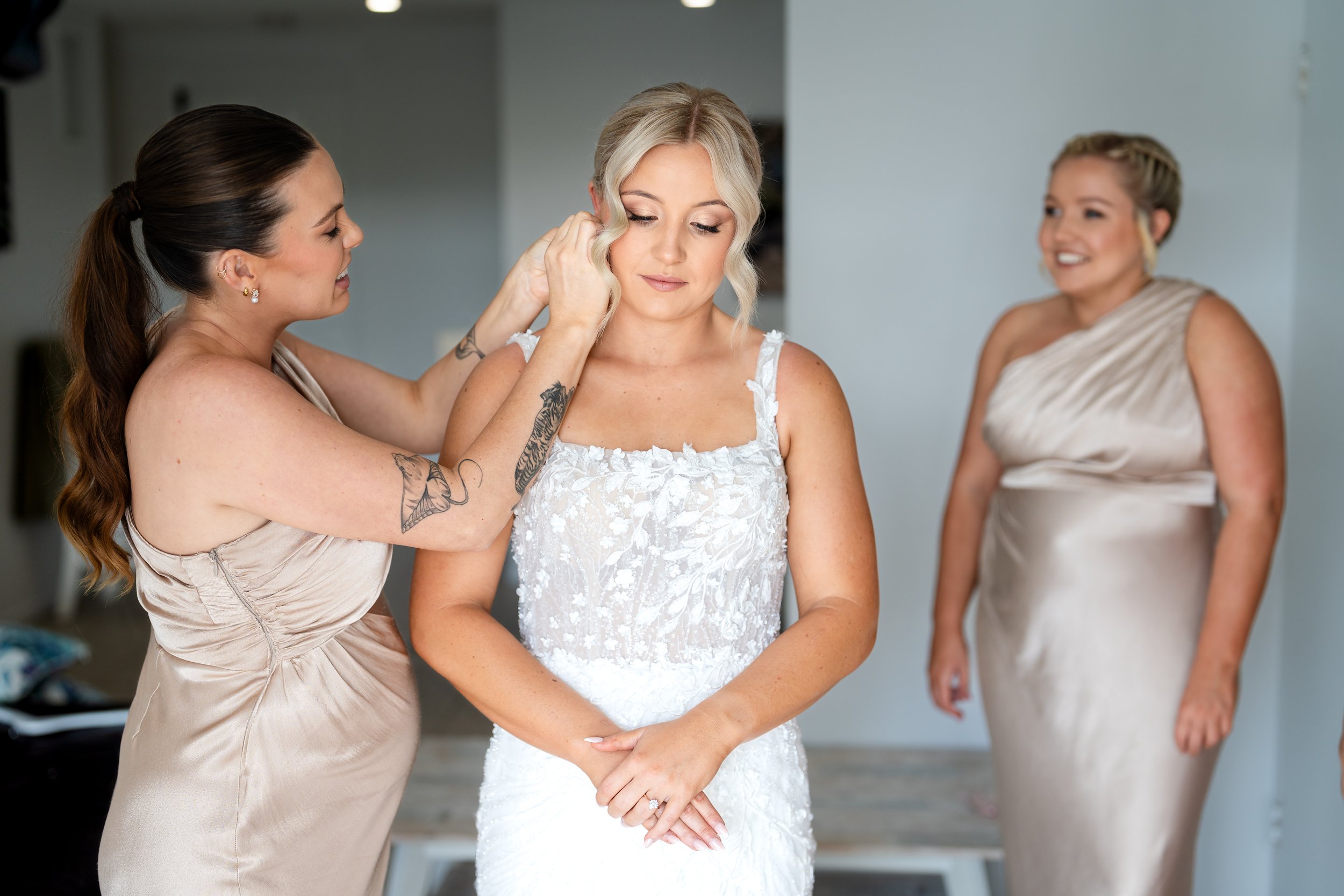 Alicia and Mitch Sneak Peak (10).jpg