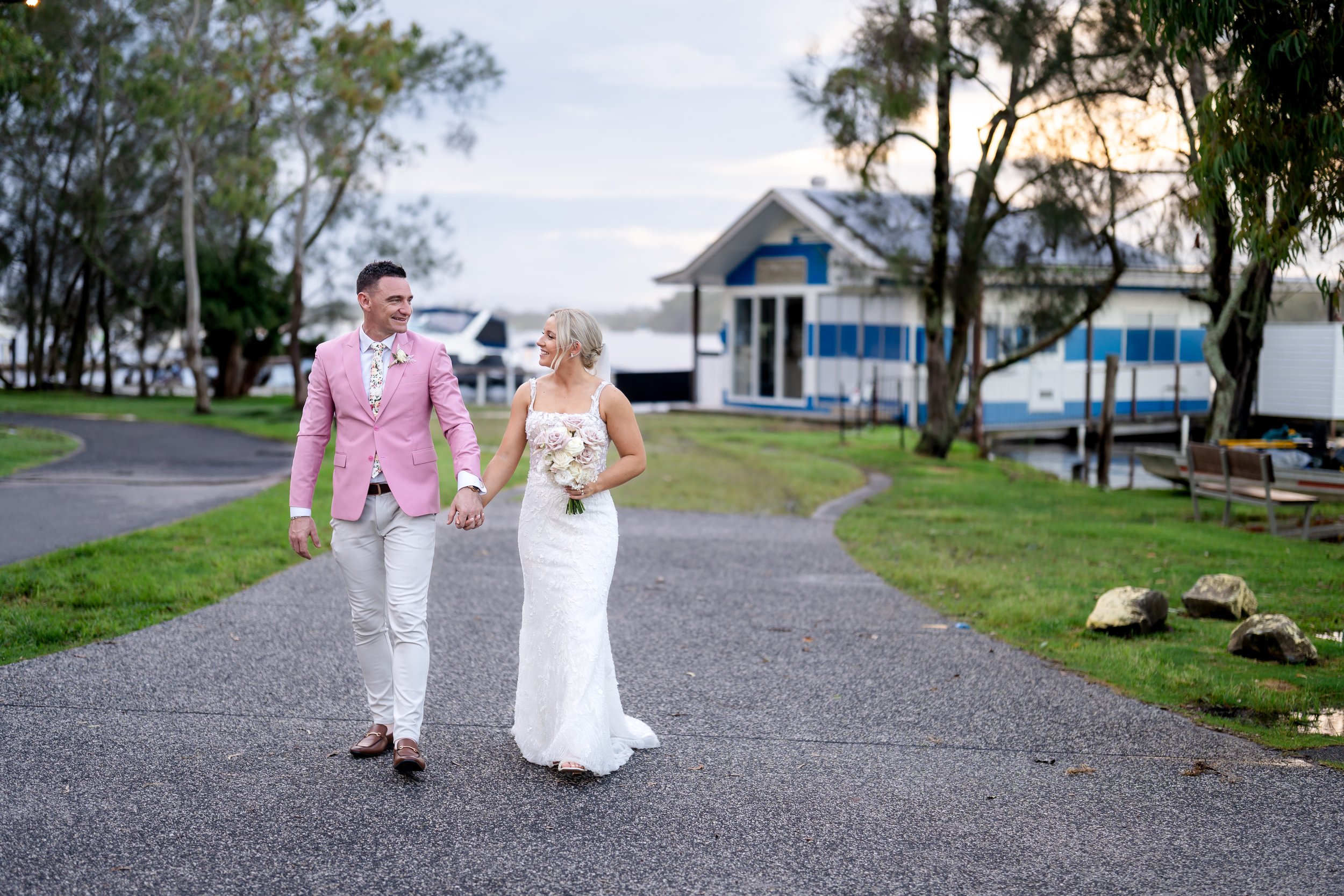 Alicia and Mitch Sneak Peak (33).jpg