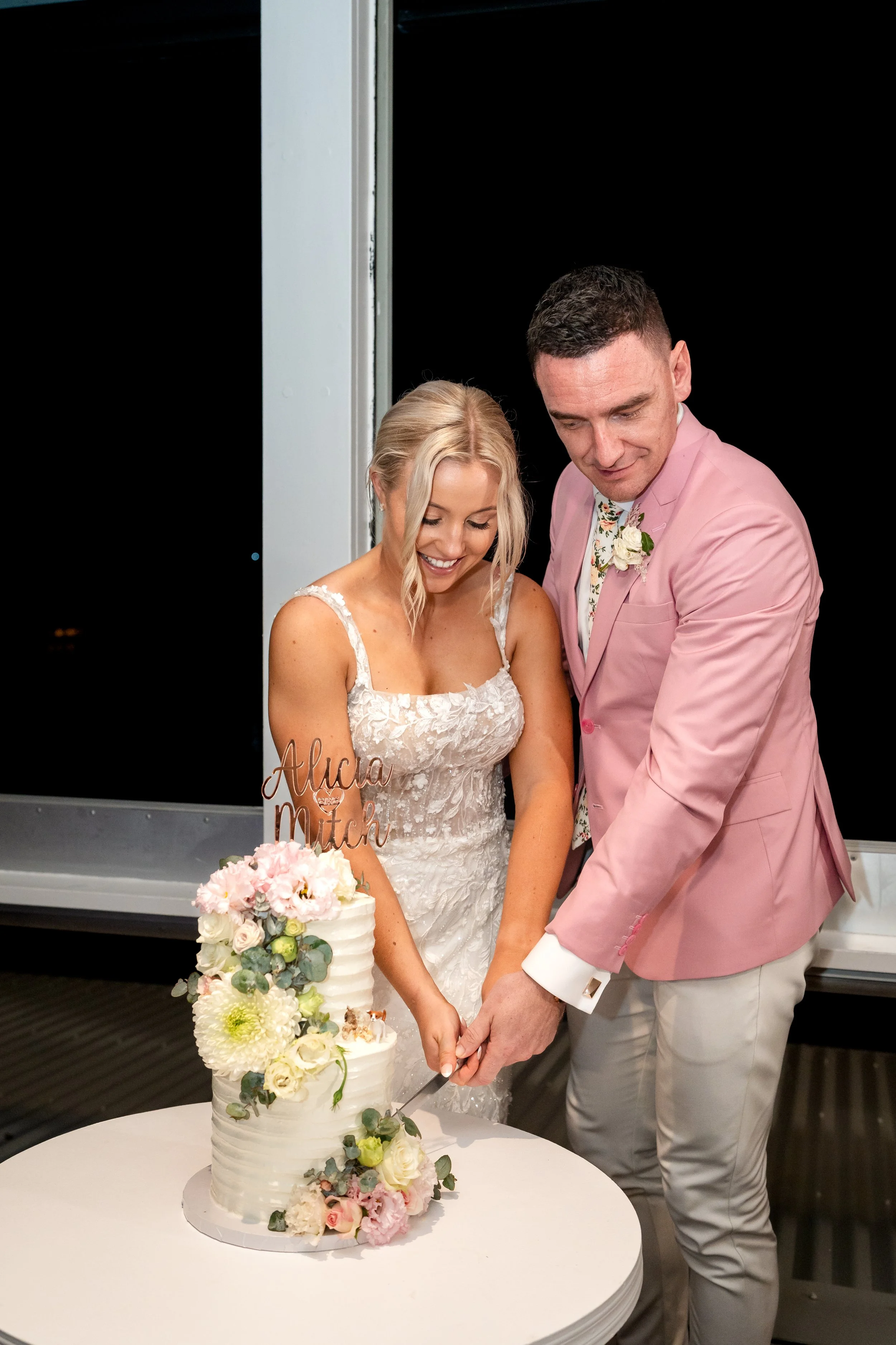 Alicia and Mitch Sneak Peak (39).jpg