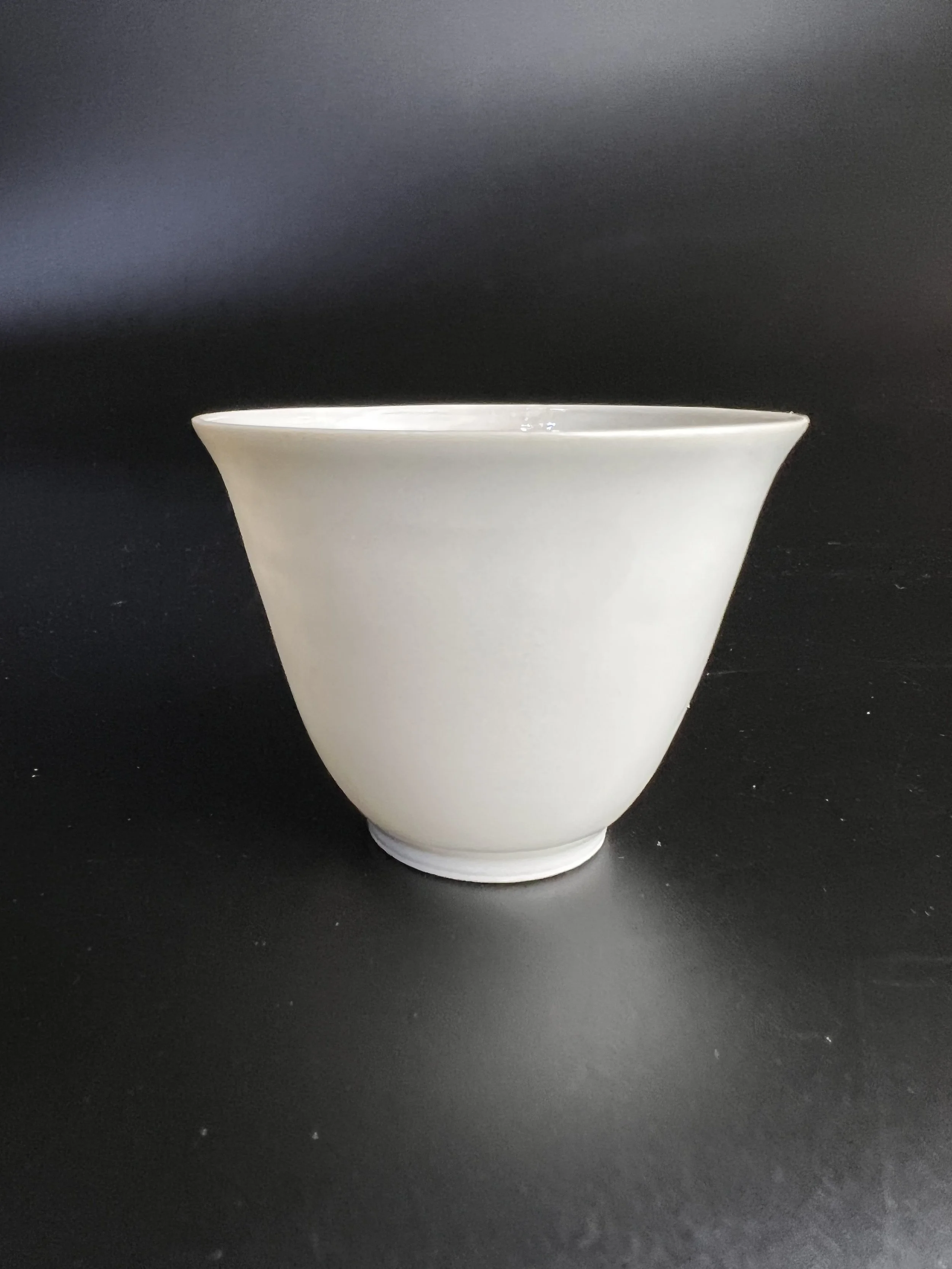 An Appreciation of the Ming Chenghua Anhua (Secret Decoration) Dragon Cup