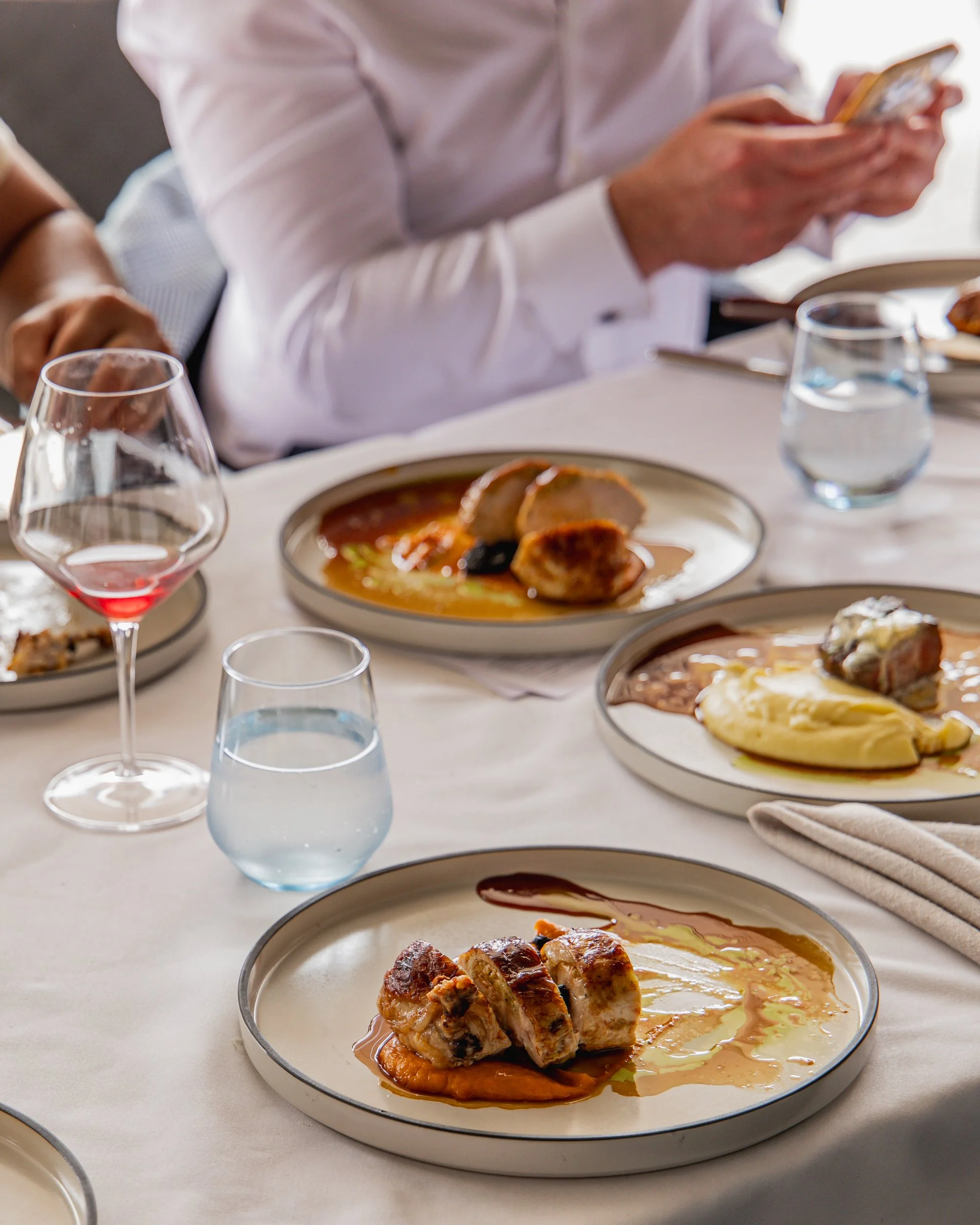 Bellevue _Nov25_Credit_Jorge_Santos-22.jpg