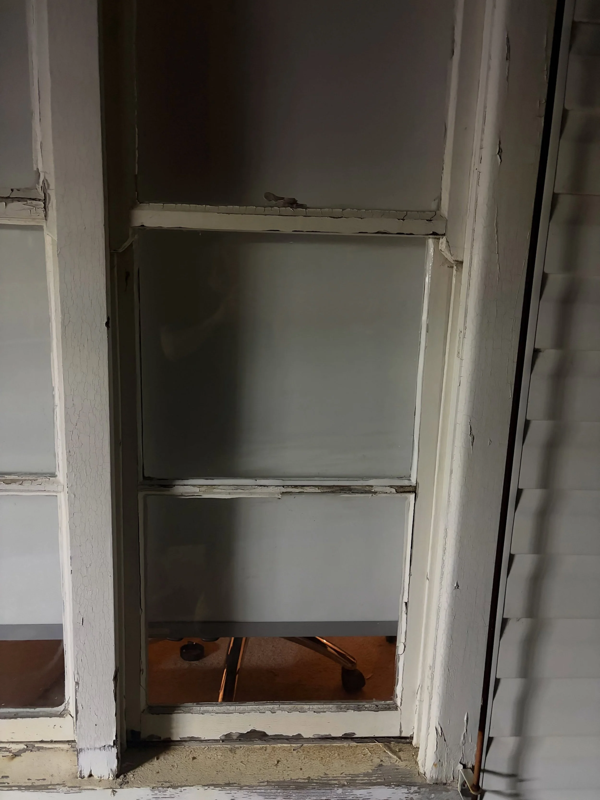Late night Friday window replacement URGENT** within 15 minutes from the phone call, our qualified glazier onsite removed all the broken glass, cleaned the frame of all the old putty, cut to size the new glass on site and installed it and resealed wi