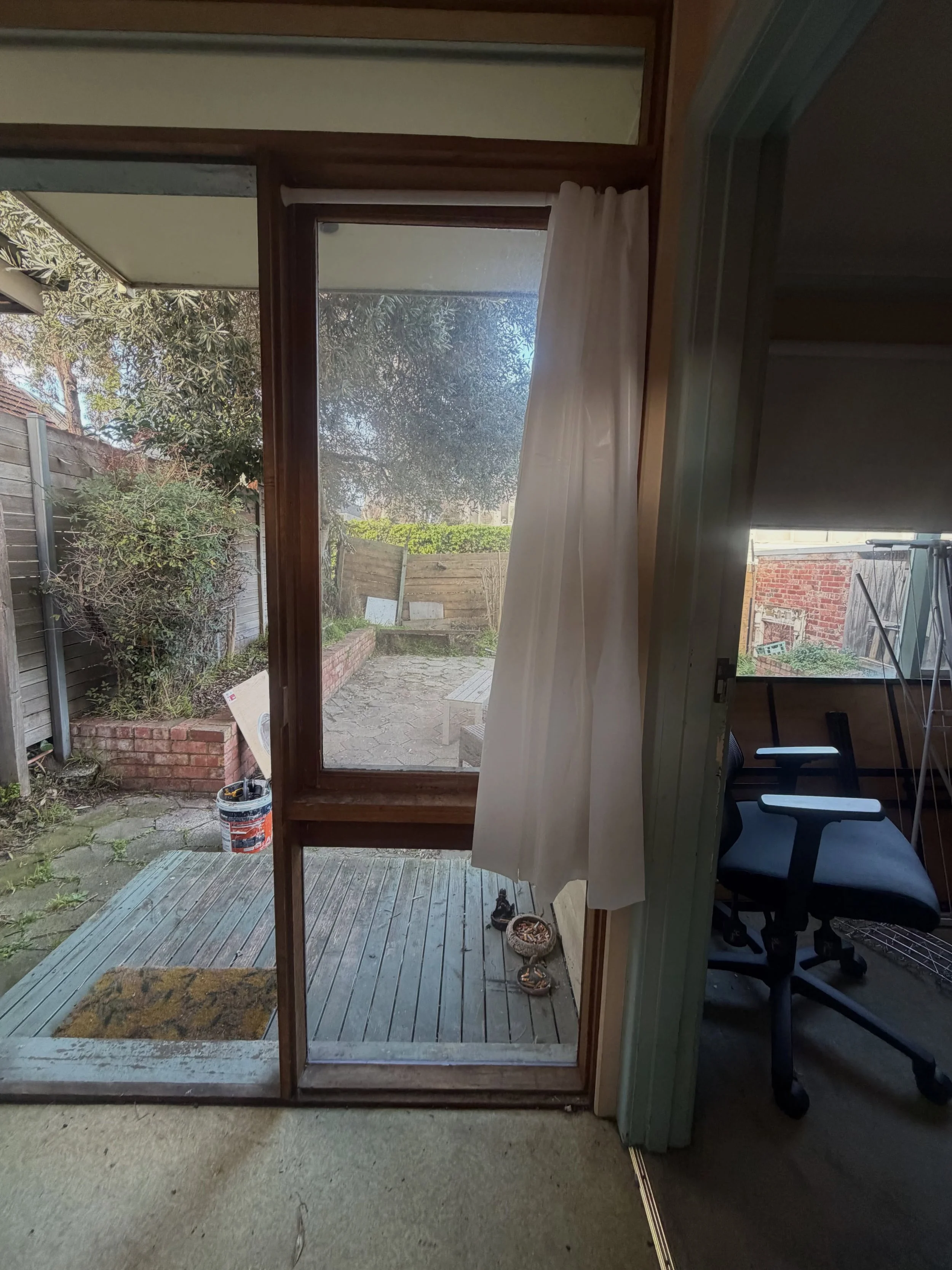 End of lease, moving out and needing to restore the property back to the original state?
We have removed this homemade dog door and replaced it with a new sheet of 6.38mm laminate safety glass. 

#glassinstallation #laminatesafetyglass #glazier