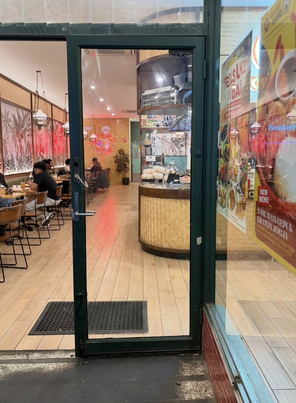 New shopfront safety glass professionally installed