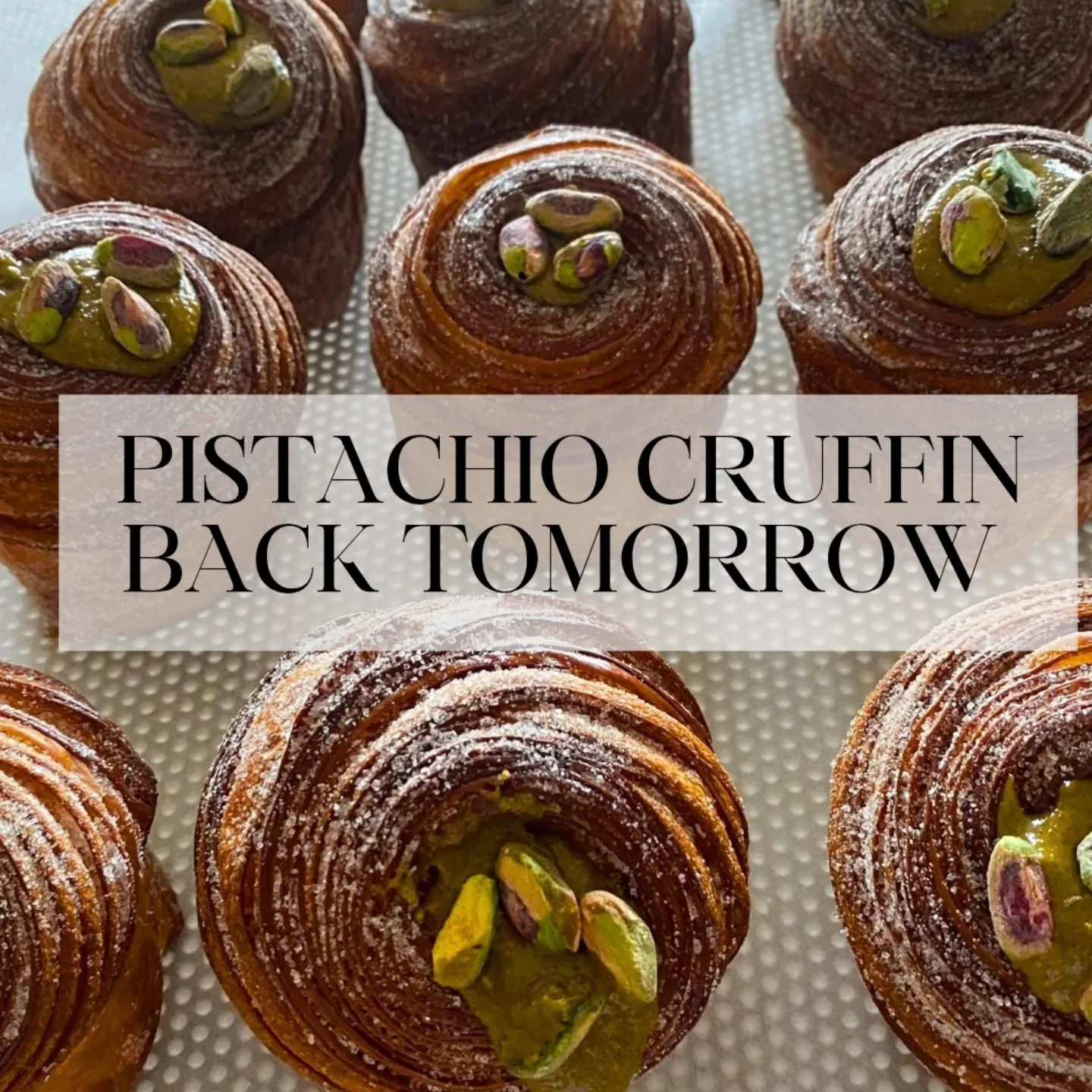 😍#pistachio #cruffin
#bauxpastry