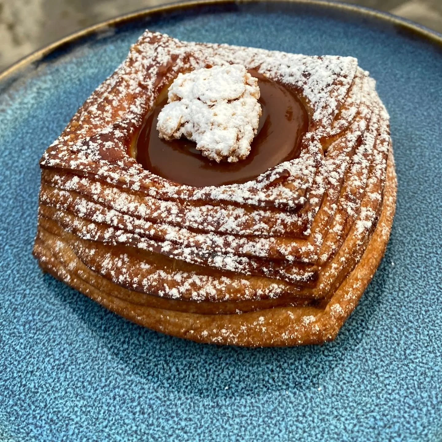 Vanilla riz au lait &amp; salted caramel danish⭐️