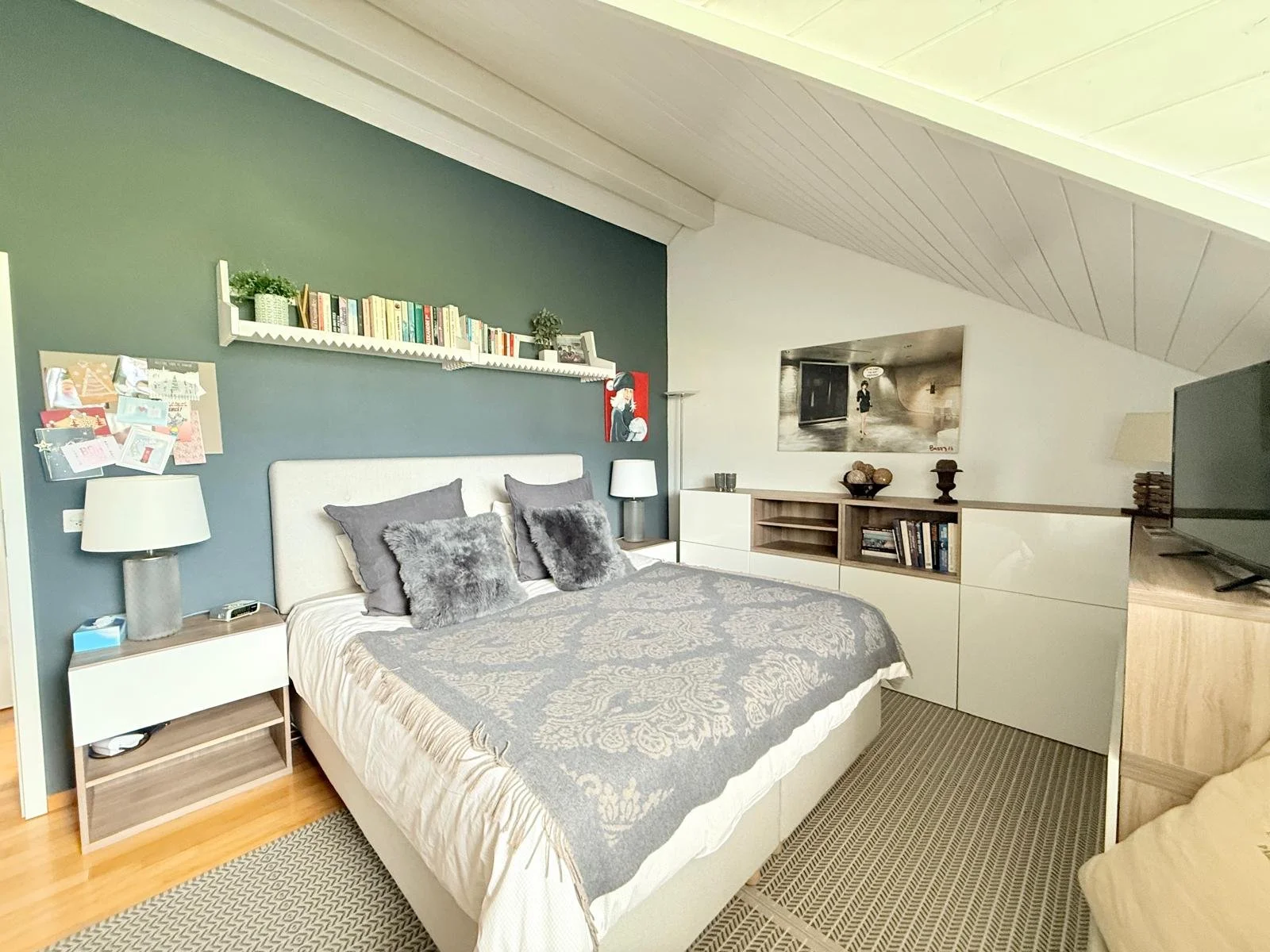 WhatsApp Image 2025-11-14 at 16.03.15 (1).jpeg