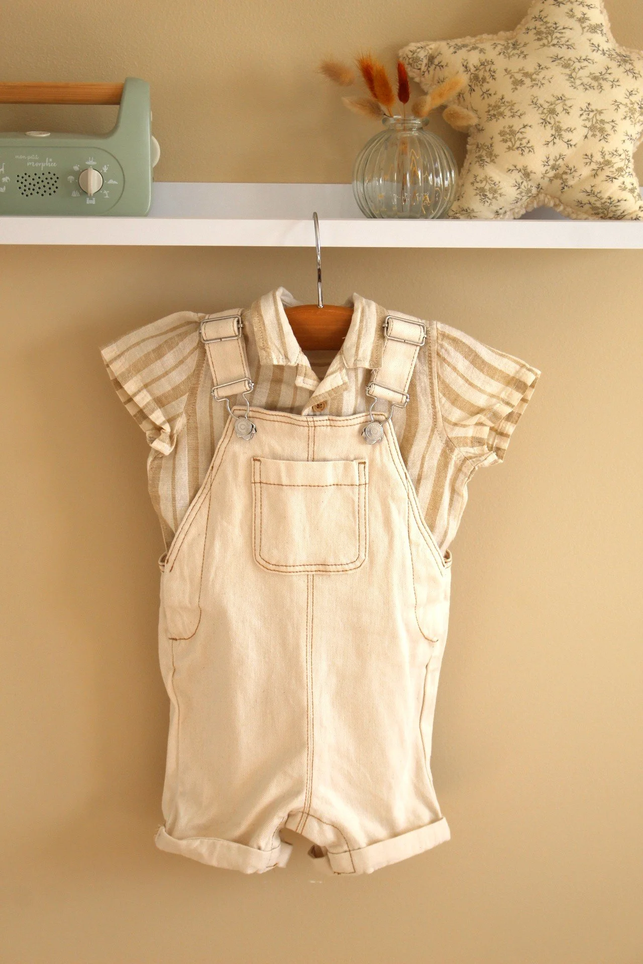 Ensemble Tape à l'Oeil - 9 mois (neuf)