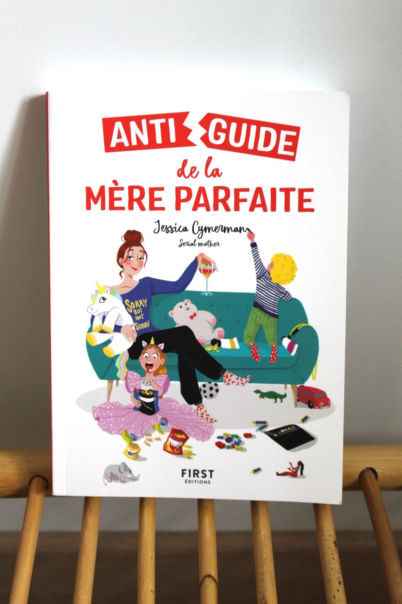 Livre "Anti-guide de la mère parfaite" - First Editions