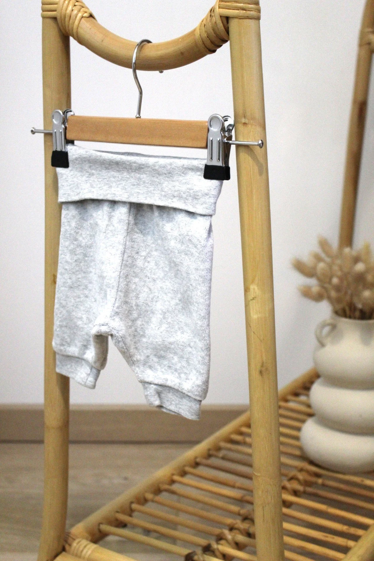 Pantalon sans marque - 1 mois