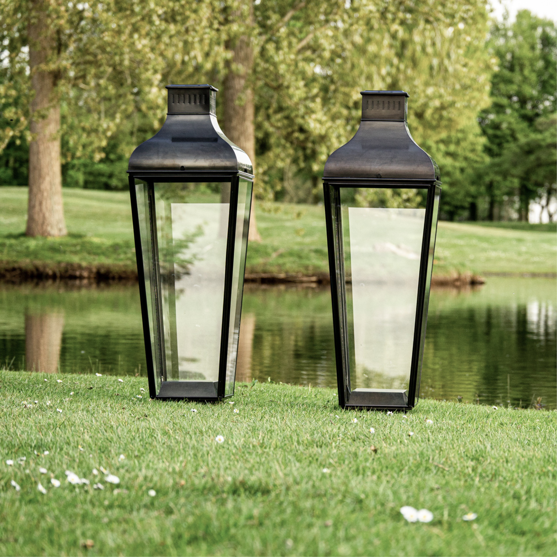 Montrose Floor zonder haak in situ.png