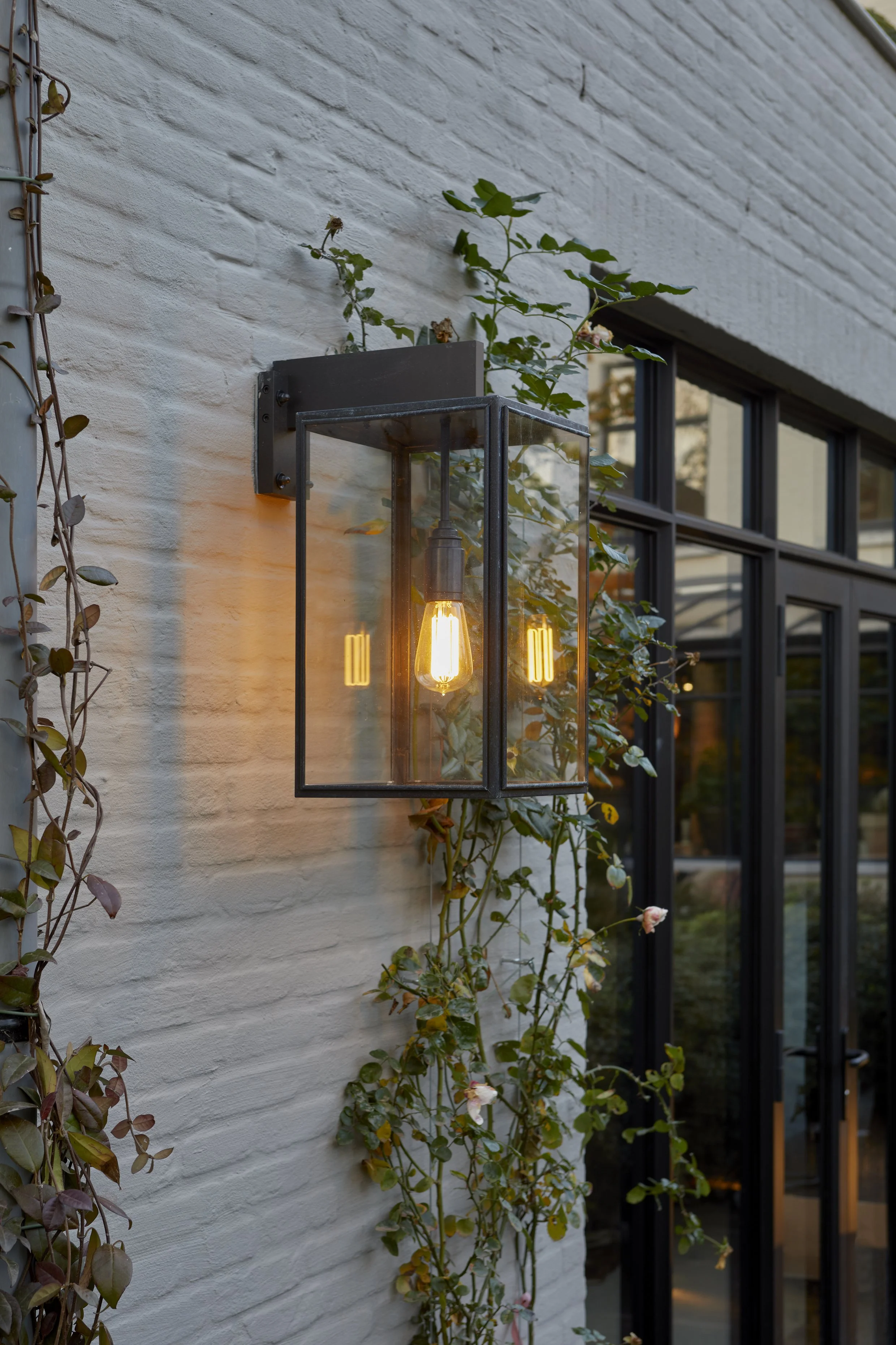 Ilford Wall Dark Bronze - FVP 2.jpg