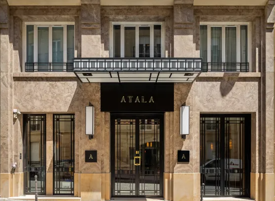 Ilford Wall XL Hotel Atala entrance LR.png