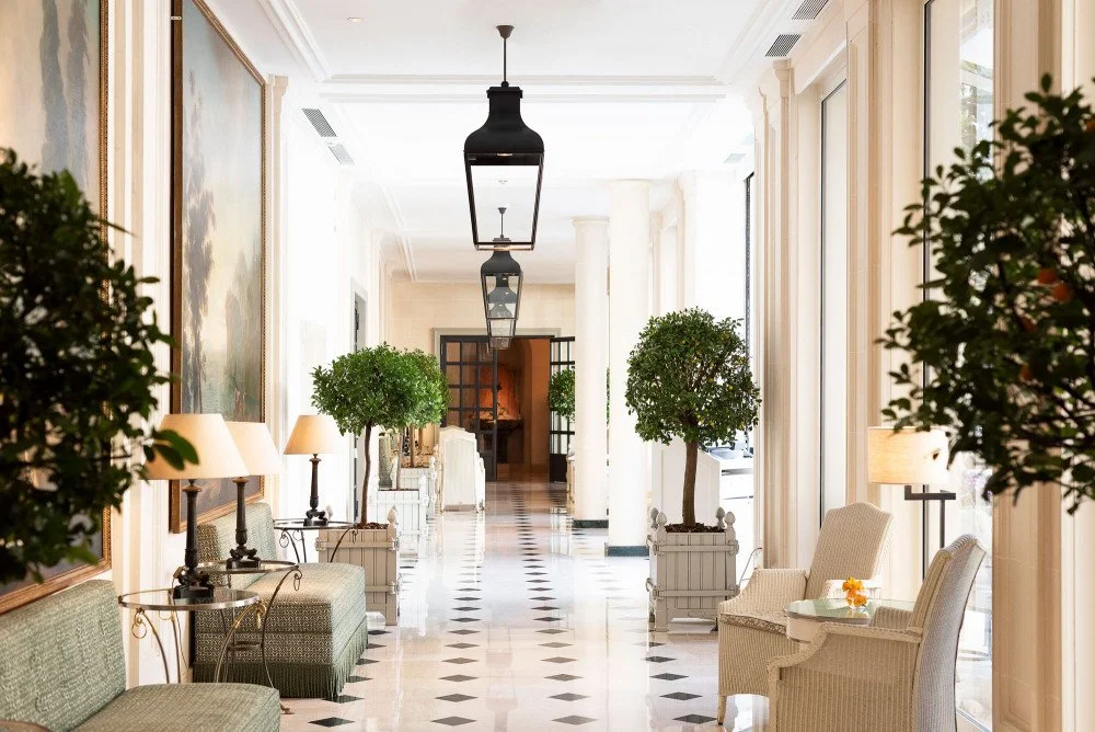 Montrose Large Pendant LED Dark Bronze Le Bristol Paris 2.jpg