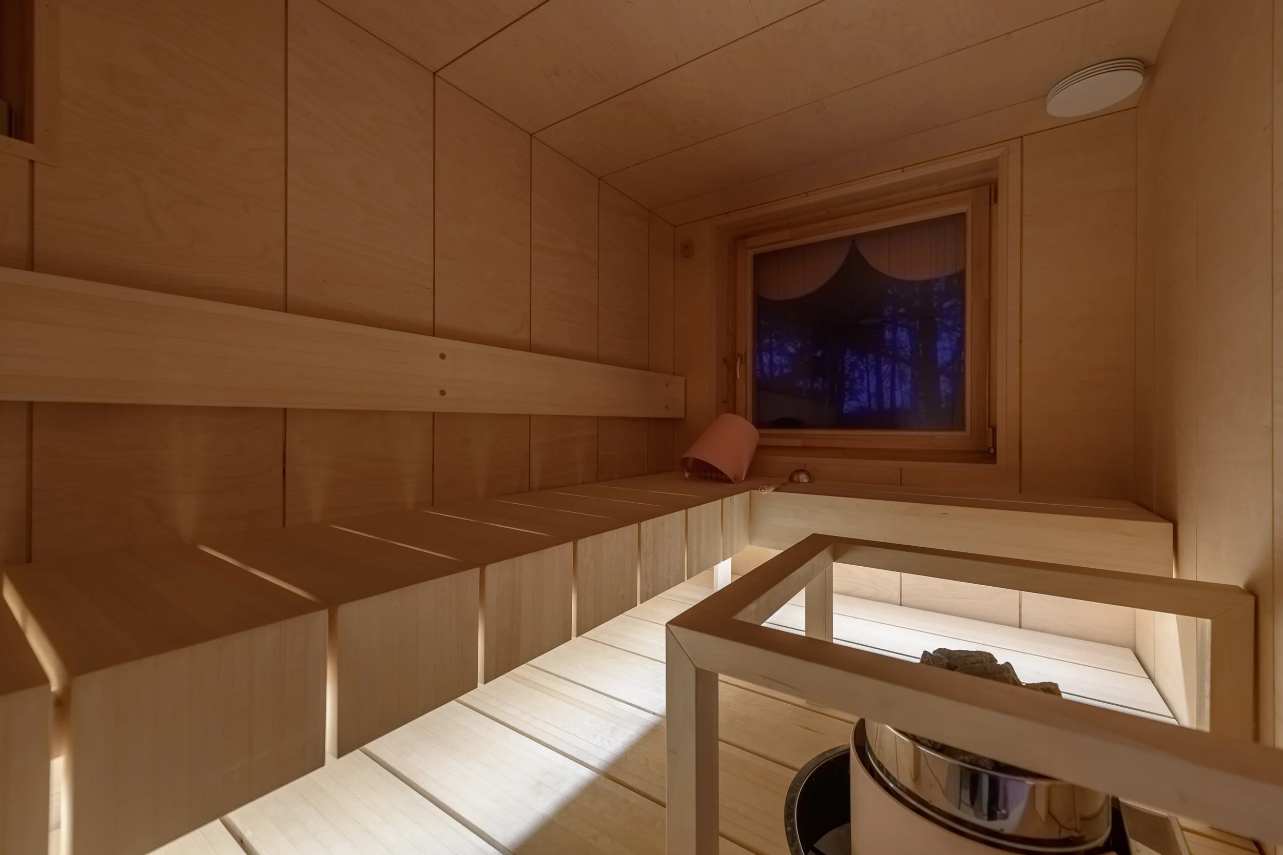 Saas_Instruments_Pink_House (15).jpg