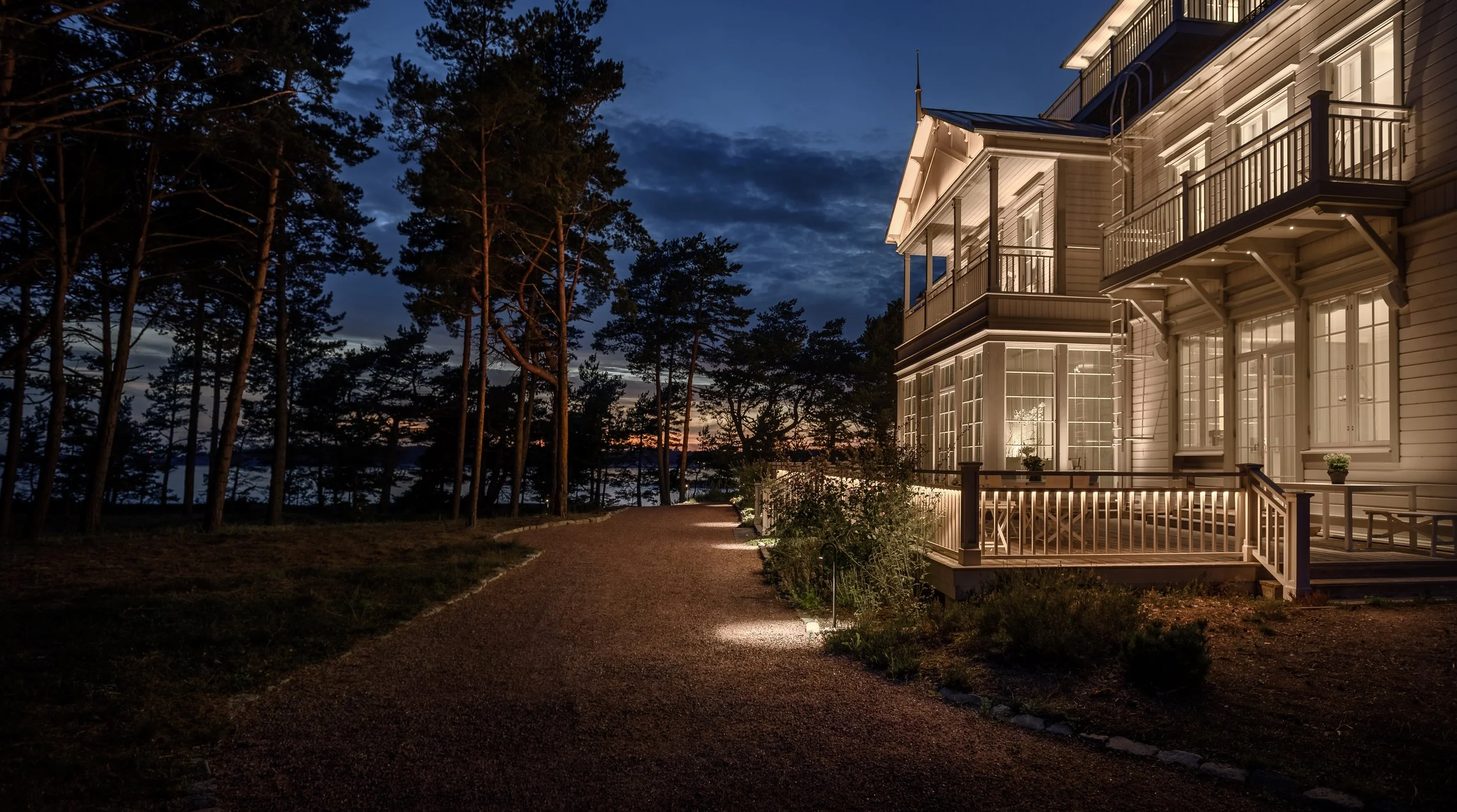 Saas_Instruments_Hotel_Stormhälla (2).jpg