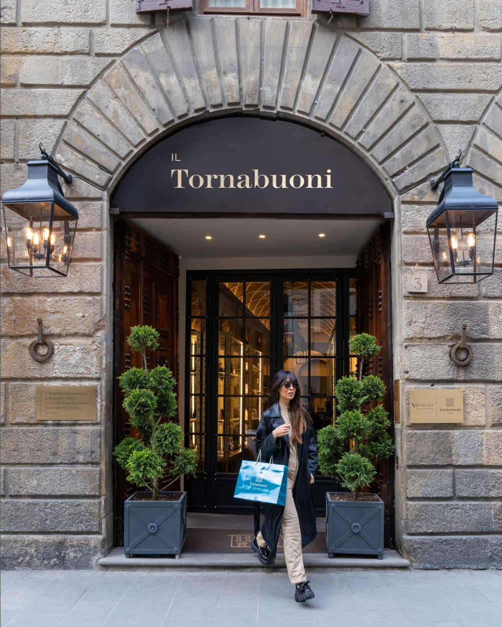 Montrose Wall Large Il Tornabuni.png