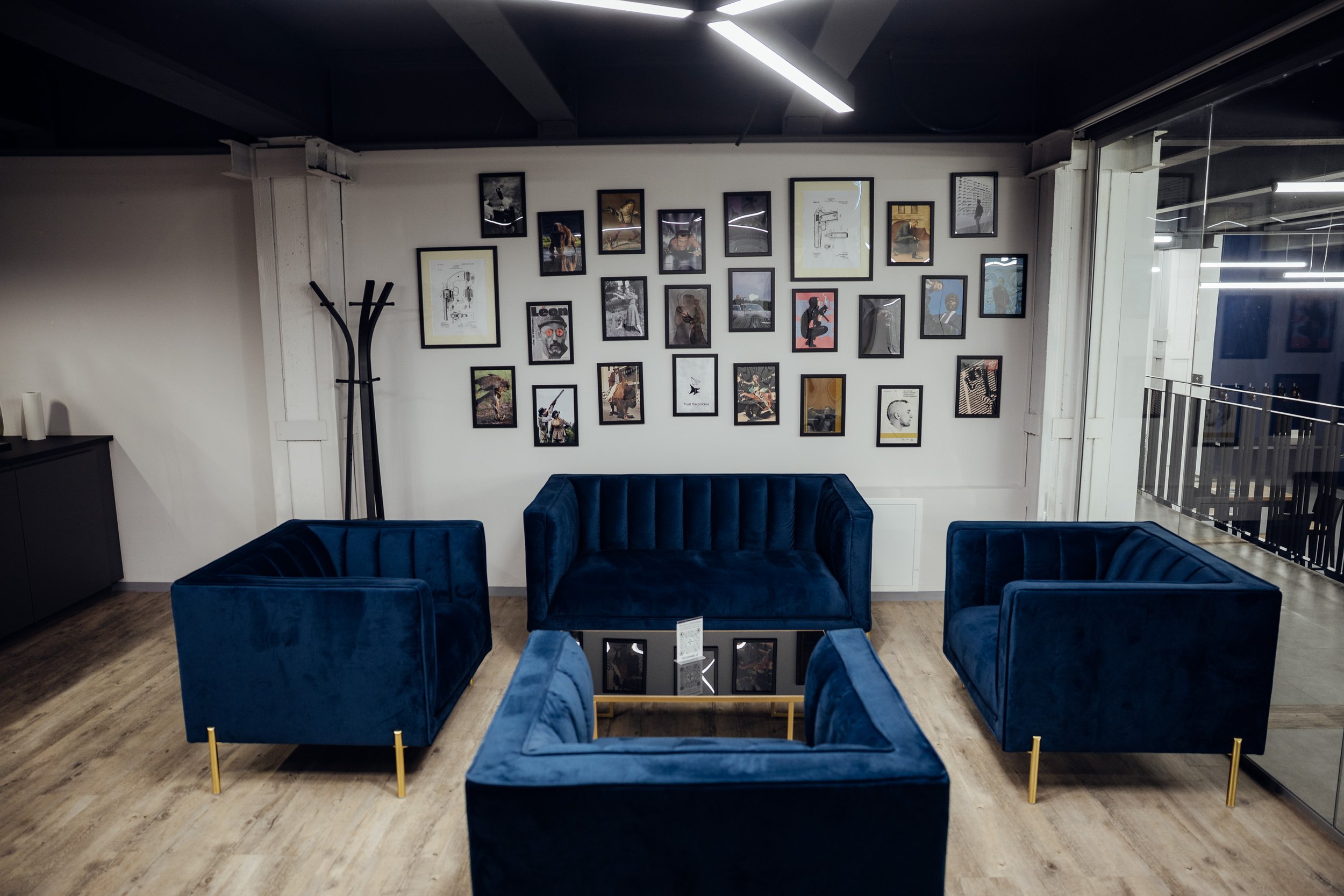 Einmal alles und scharf - der 450m² große Shop