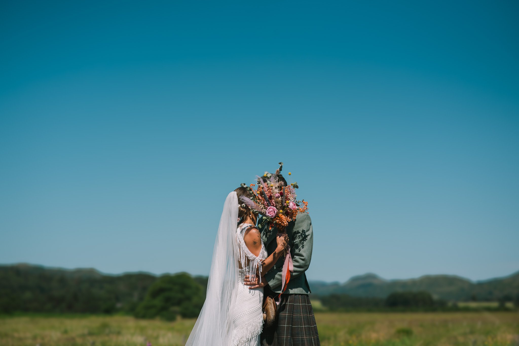 bride, groom, wedding, wedding photography, bouquet, happy couple, scotland wedding photography