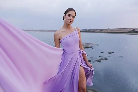 DANCING THE NIGHT AWAY

Matric Farewell Season is around the bend, and We are very excited to see all our beautiful Girls Gowns! 

What is the &lsquo;IN-COLOR&rsquo; this year in your School?! 

#eveningwear #anelbothacouture #beautiful
#eveningdress