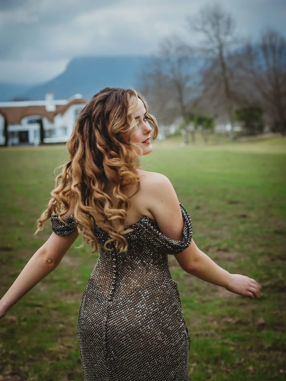 E R I N 

How Beautiful is our Girl @erin._beukes ?! 

We Loved creating this Full Crystal Mesh Gown, and the Pewter Color is just beautiful! 

FUN FACT:This gown weighed almost 8kg !!!

#eveningwear #anelbothacouture #beautiful
#eveningdress #blesse