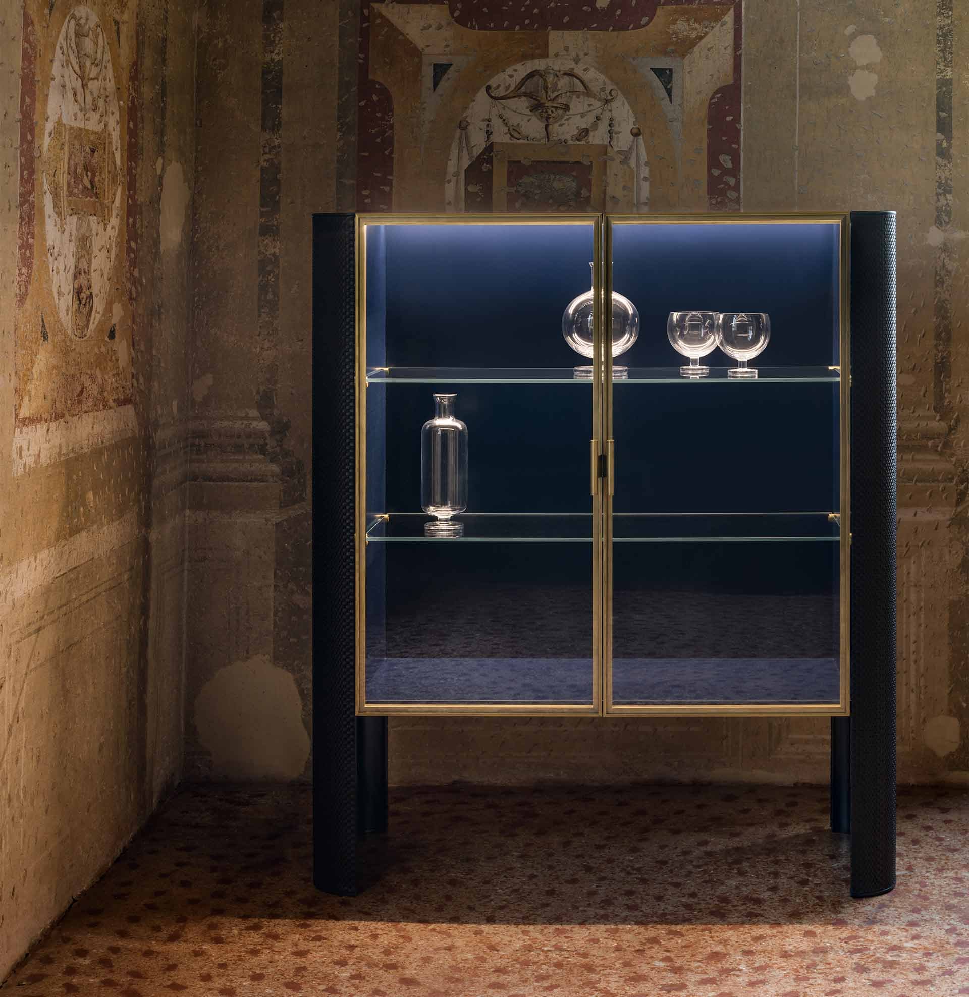 MEMORIES-DISPLAY-CABINET_cupboards-and-libraries-hero-image-1.jpg