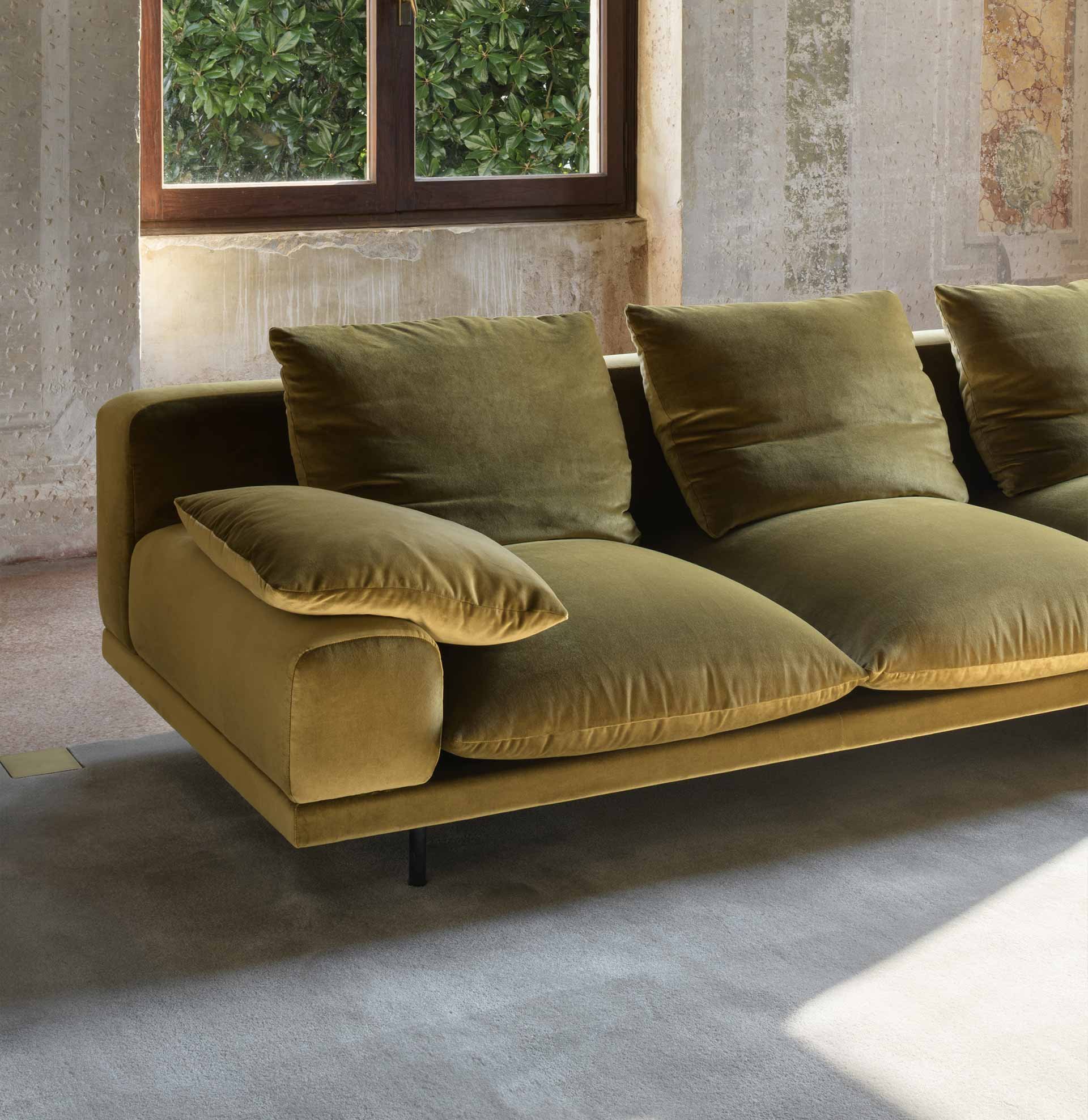 LOUISE-SOFA_sofas-hero-image-1.jpg