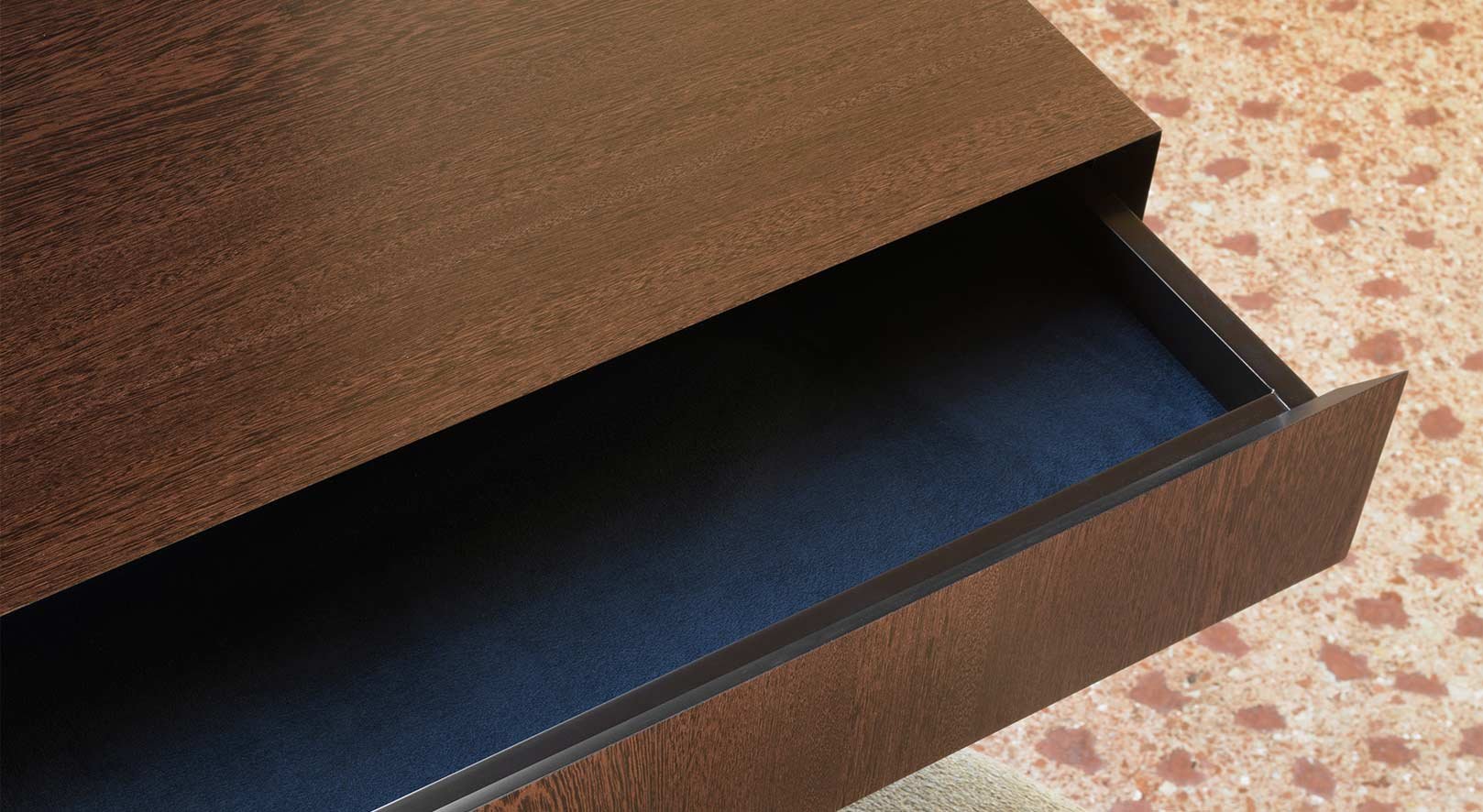 gala desk 2.jpg