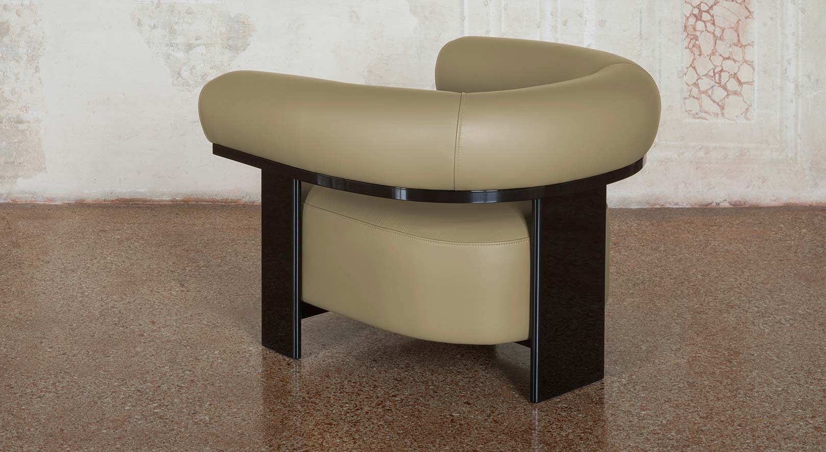 twilly-armchair-3.jpg