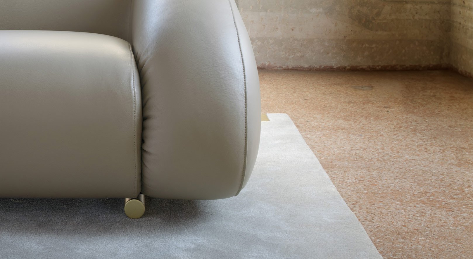 coline-sofa-2.jpg