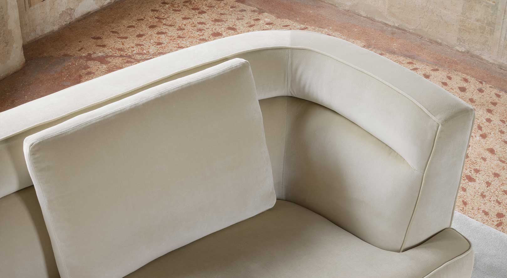 alaya asix sofa 2.jpg