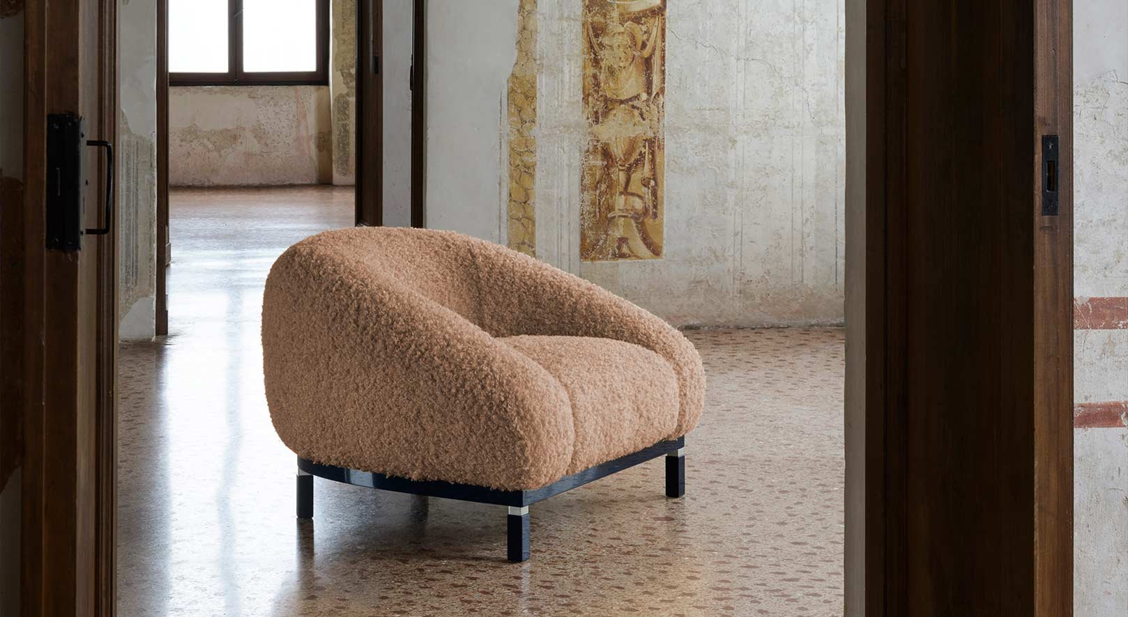 vague-armchair-5.jpg
