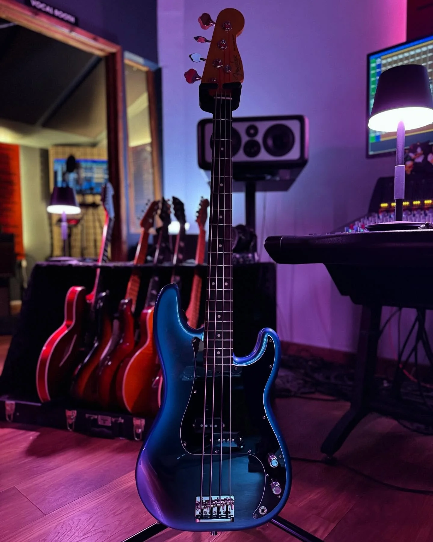 Welcoming our two new instruments here at the studio for everyone to use. Our Fender American Pro P bass in a stunning dark knight colour, and our American ultra telecaster in a mocha burst 🔥🔥🔥